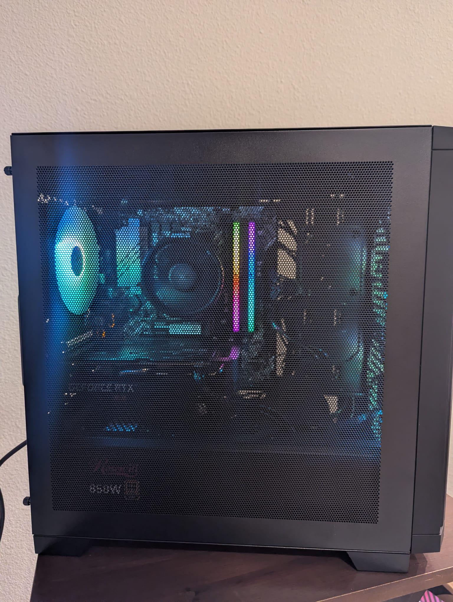 Amd Ryzen 5 5500, GPU ASUS RTX 5050 8gb, 32gb of ddr4