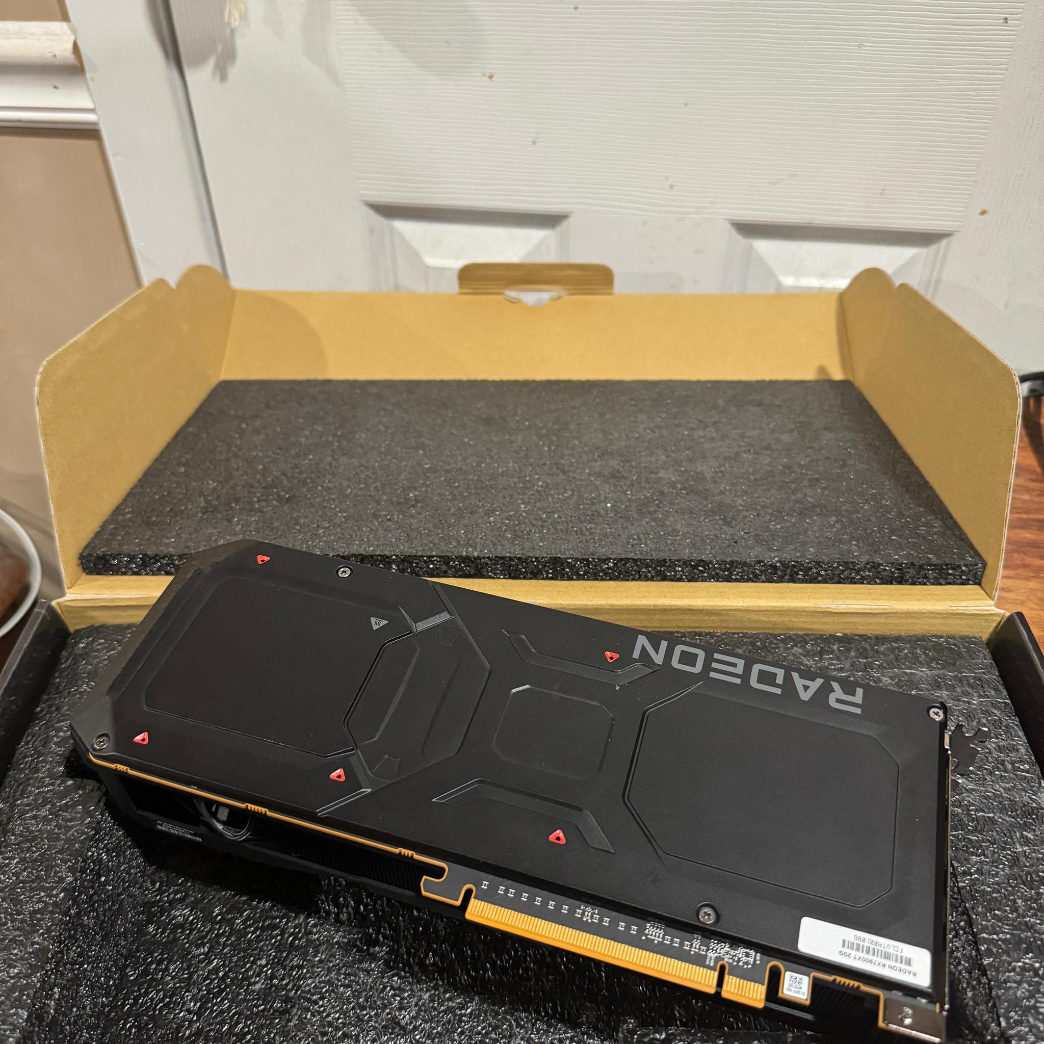 ASRock AMD Radeon RX 7900 XT