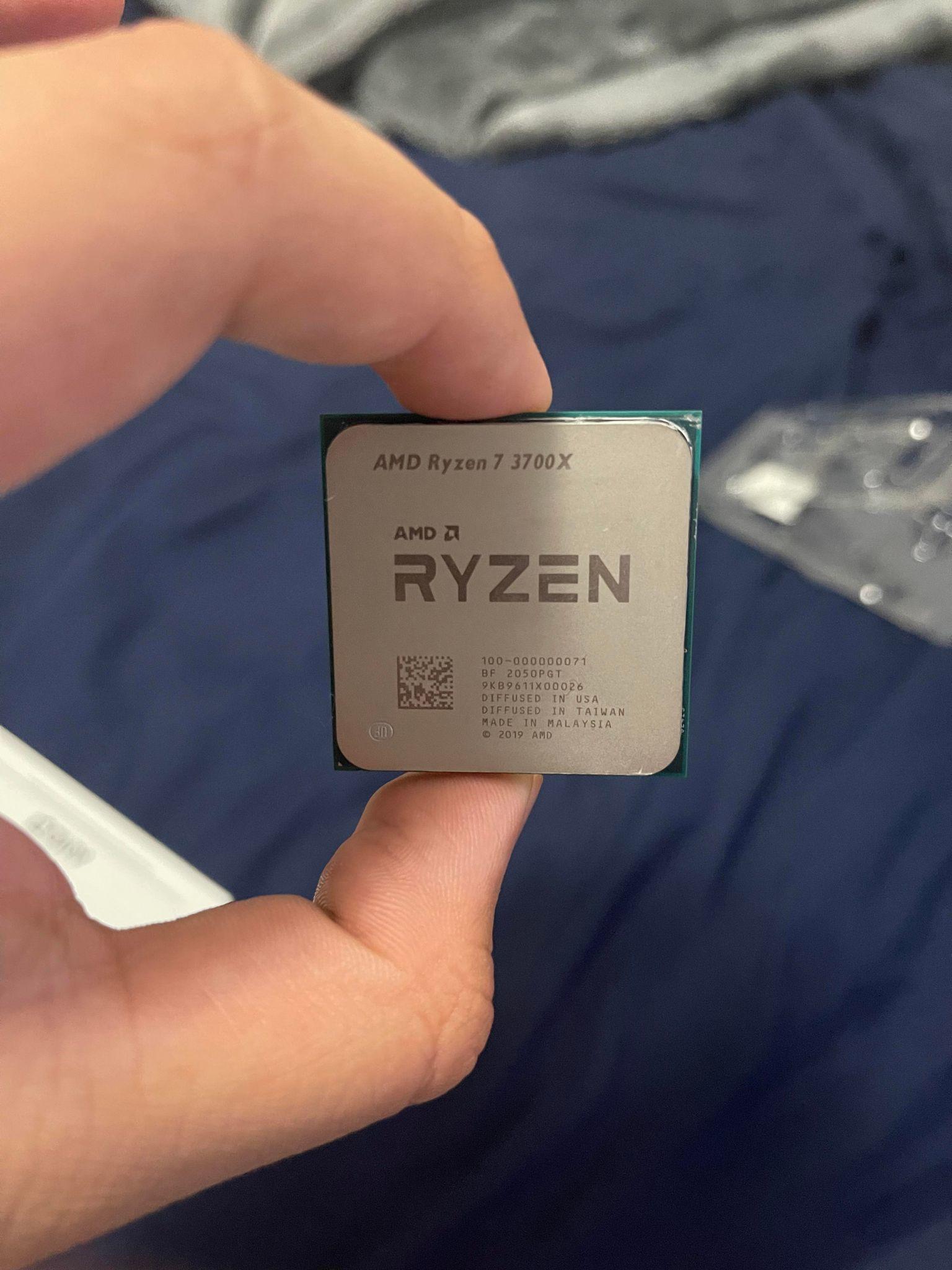 Ryzen 7 3700X Cpu