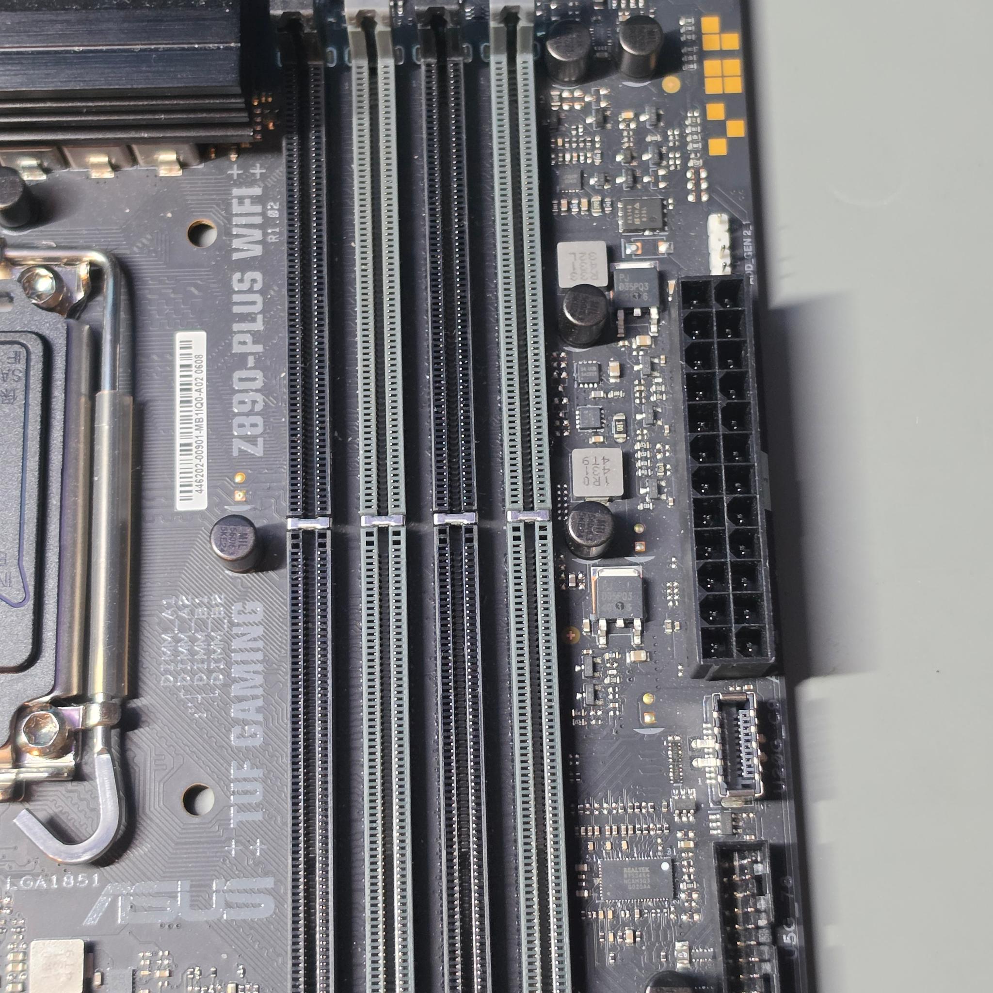 ASUS TUF GAMING Z890-PLUS WIFI *READ*
