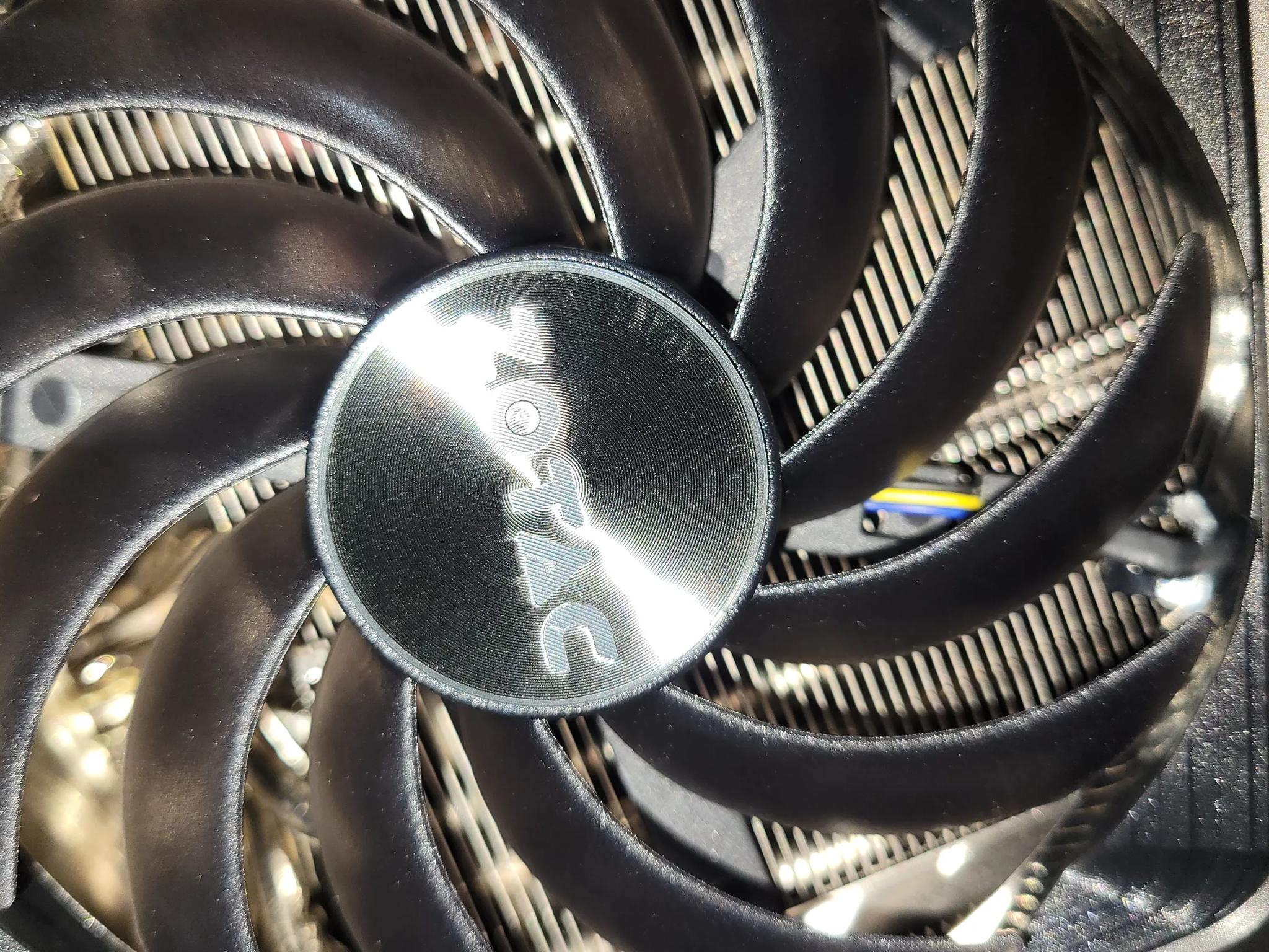 🔥 ZOTAC GAMING GeForce RTX 4070 Ti SUPER AMP HOLOBLACK 🔥 🚀