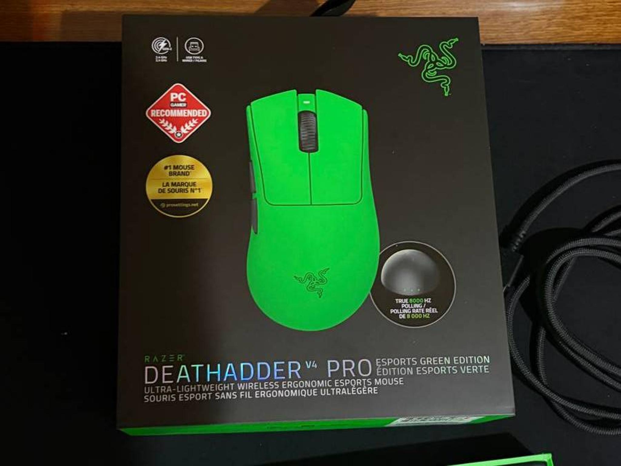 Razer Deathadder V4 PRO ESPORTS GREEN EDITION