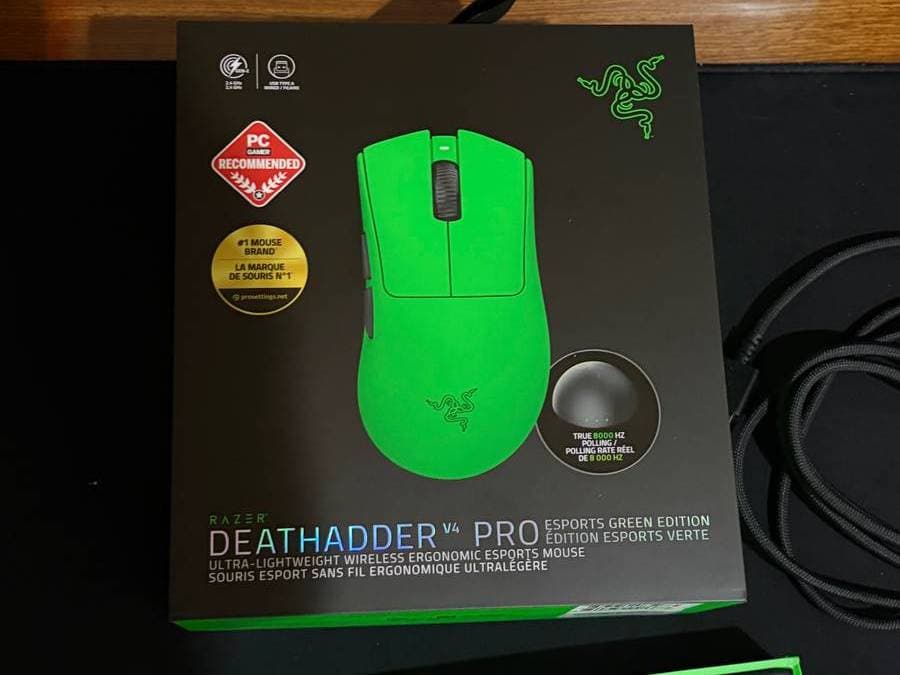 Razer Deathadder V4 PRO ESPORTS GREEN EDITION