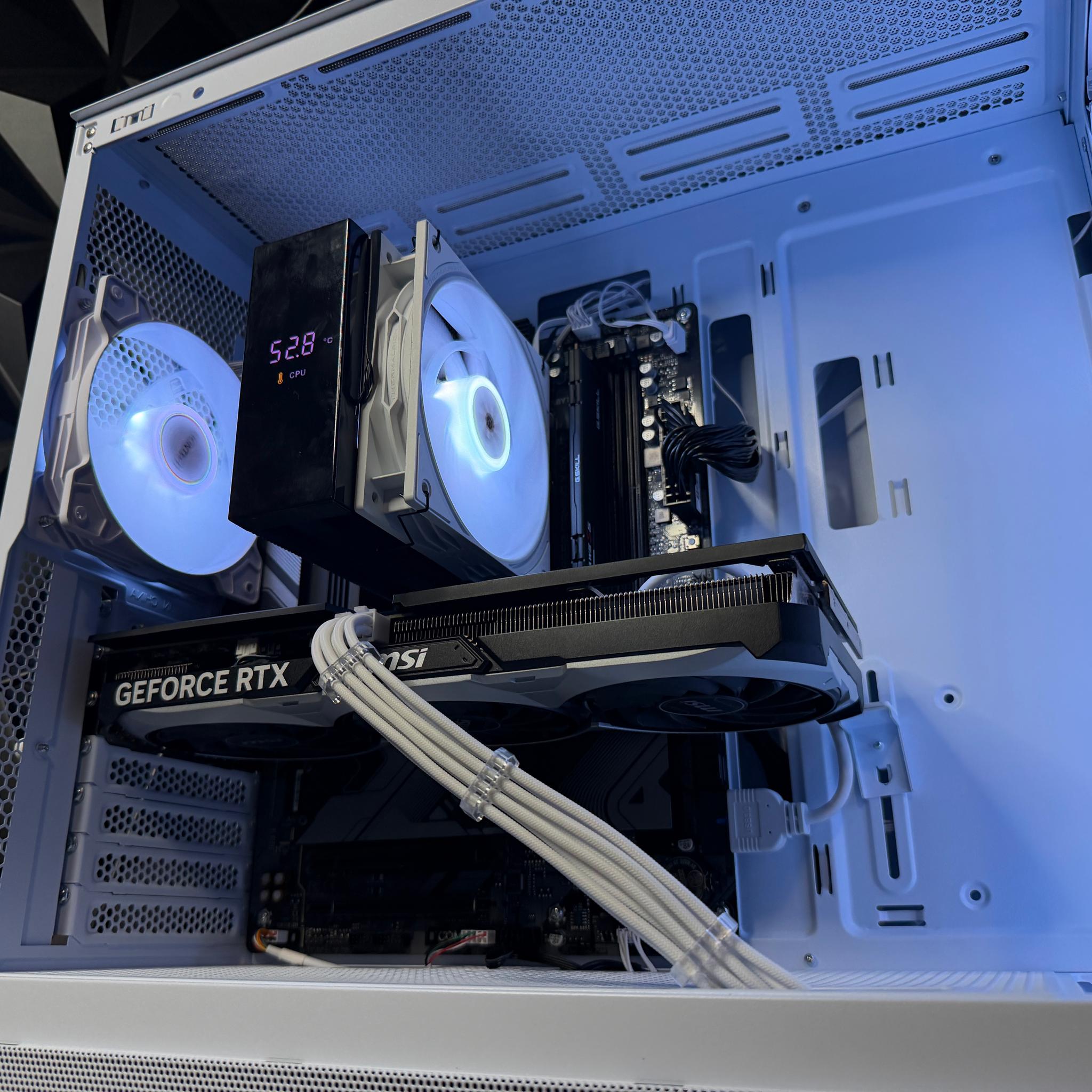 🤍⚡ WHITE FIBER ⚡🤍 Ryzen 5 8400F| RTX 4060Ti| 1.5 TB NVMe| 16 GB DDR5| 750W Gold PSU