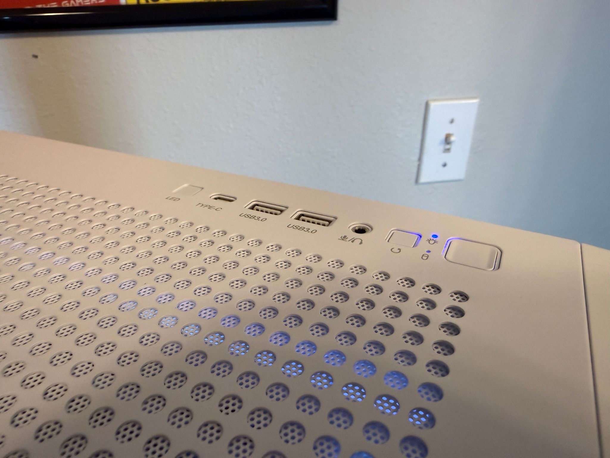 🪵RTX 4070 Super, Ryzen 5 9600X, 32gb DDR5, 2TB NVMe🪵| Gaming/Streaming PC | Customizable Screen!