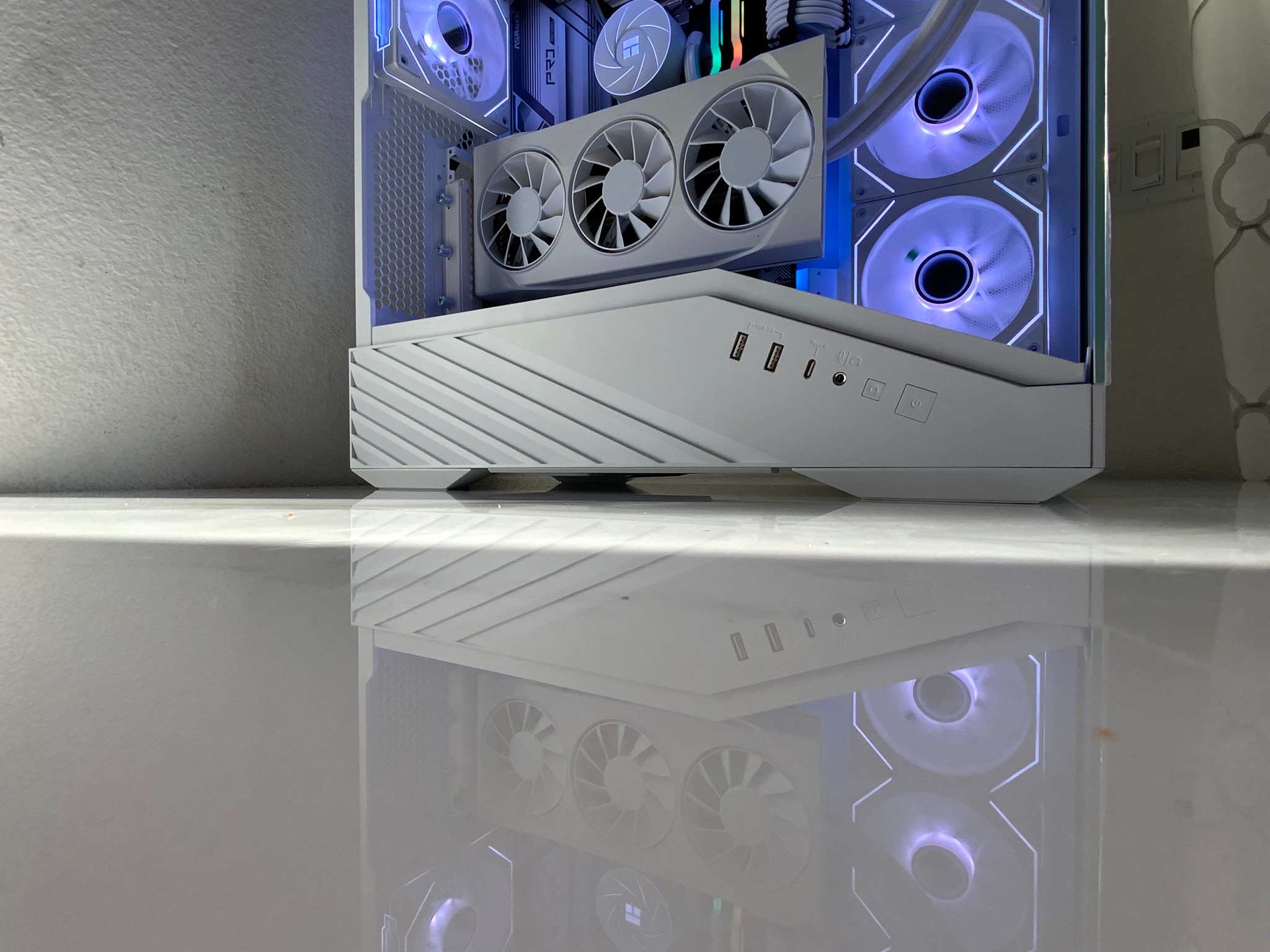 ❄️ ❄️ Gaming PC | Ryzen 7 7700X | RX 9060 XT | 32GB DDR5 | 1TB SSD | AM5 | White Snow Build ❄️ ❄️