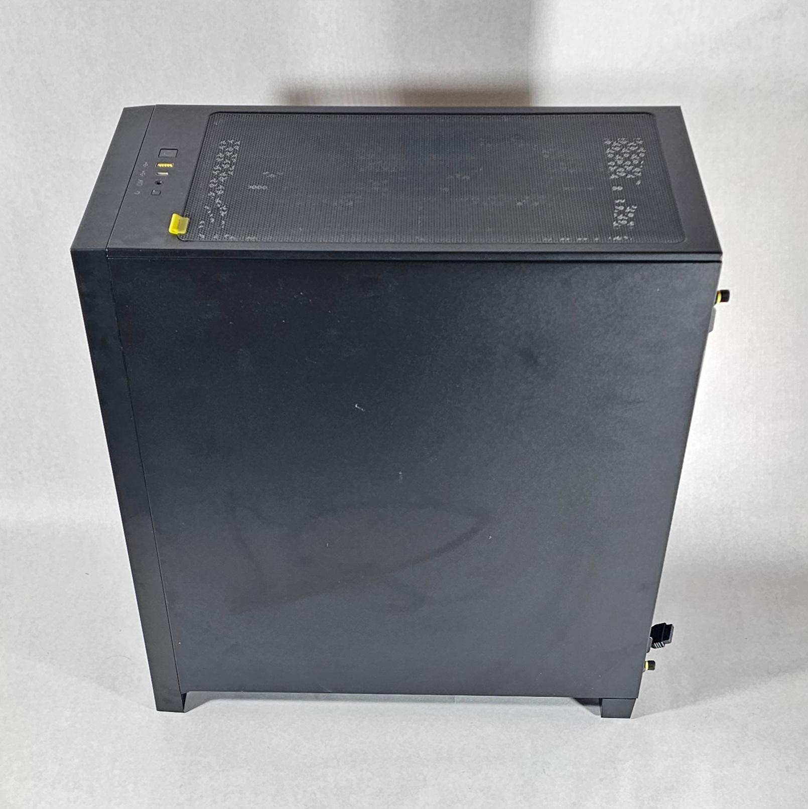 Corsair PC Case with Tempered Glass and Front Mesh