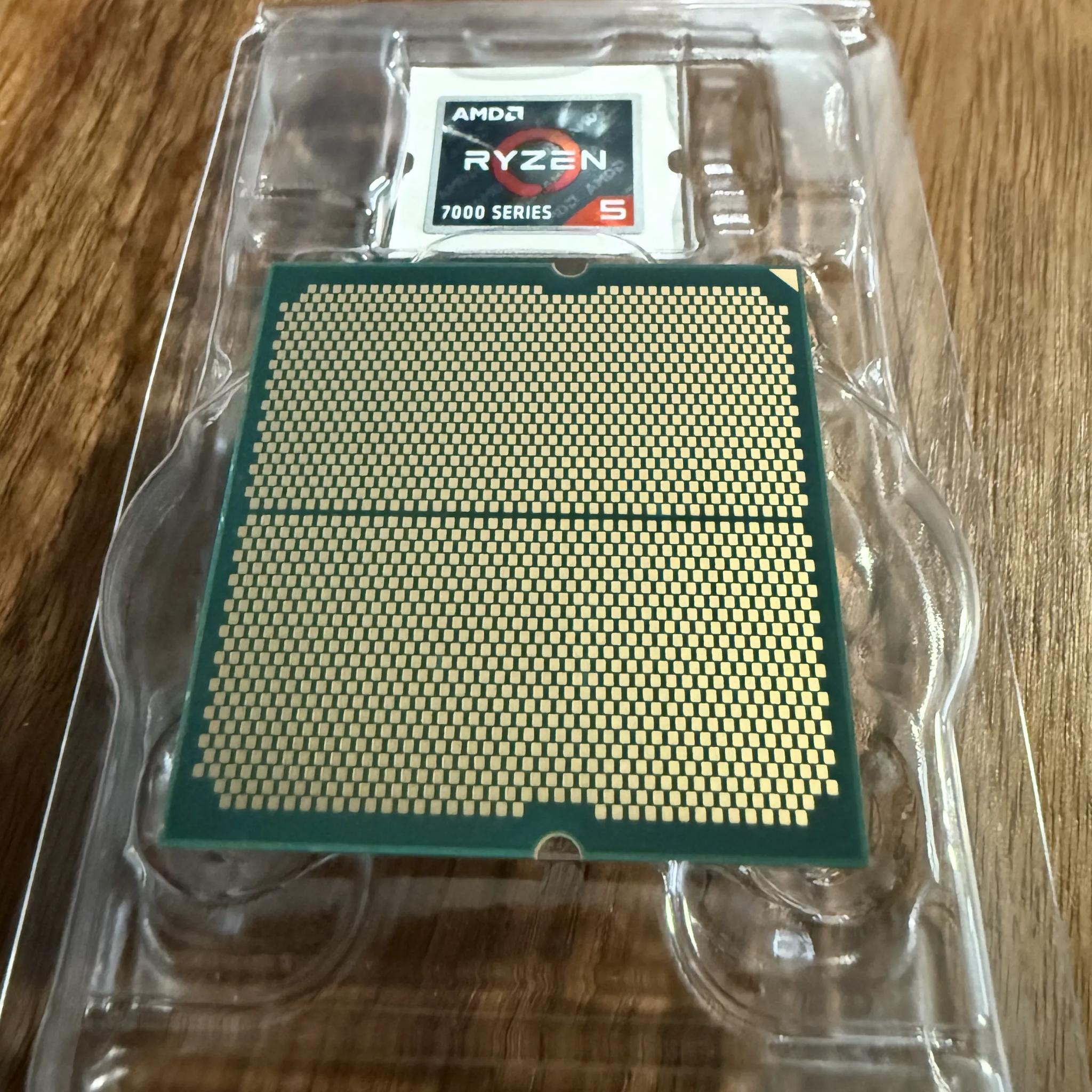 AMD Ryzen 5 7600 CPU