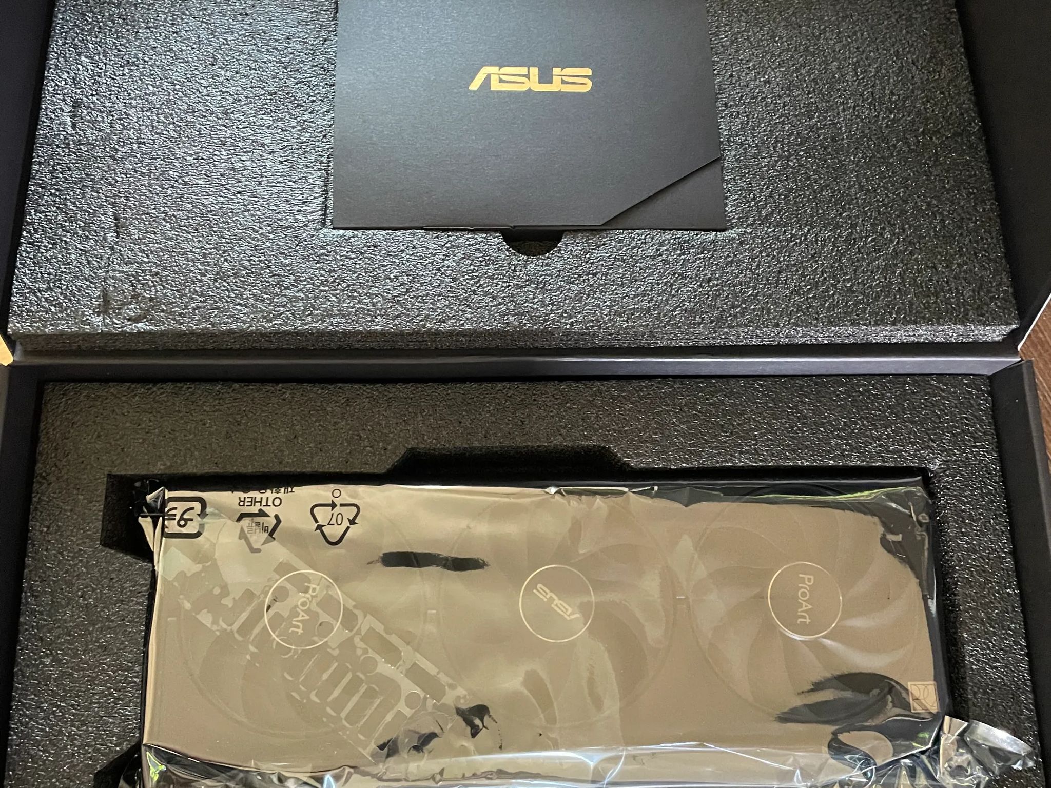 Asus Proart RTX 4070 Ti Super 16 GB