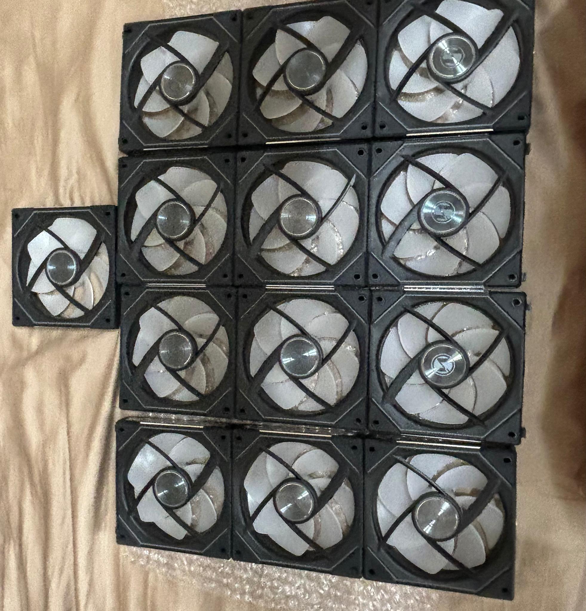 Lian Li infinity fans