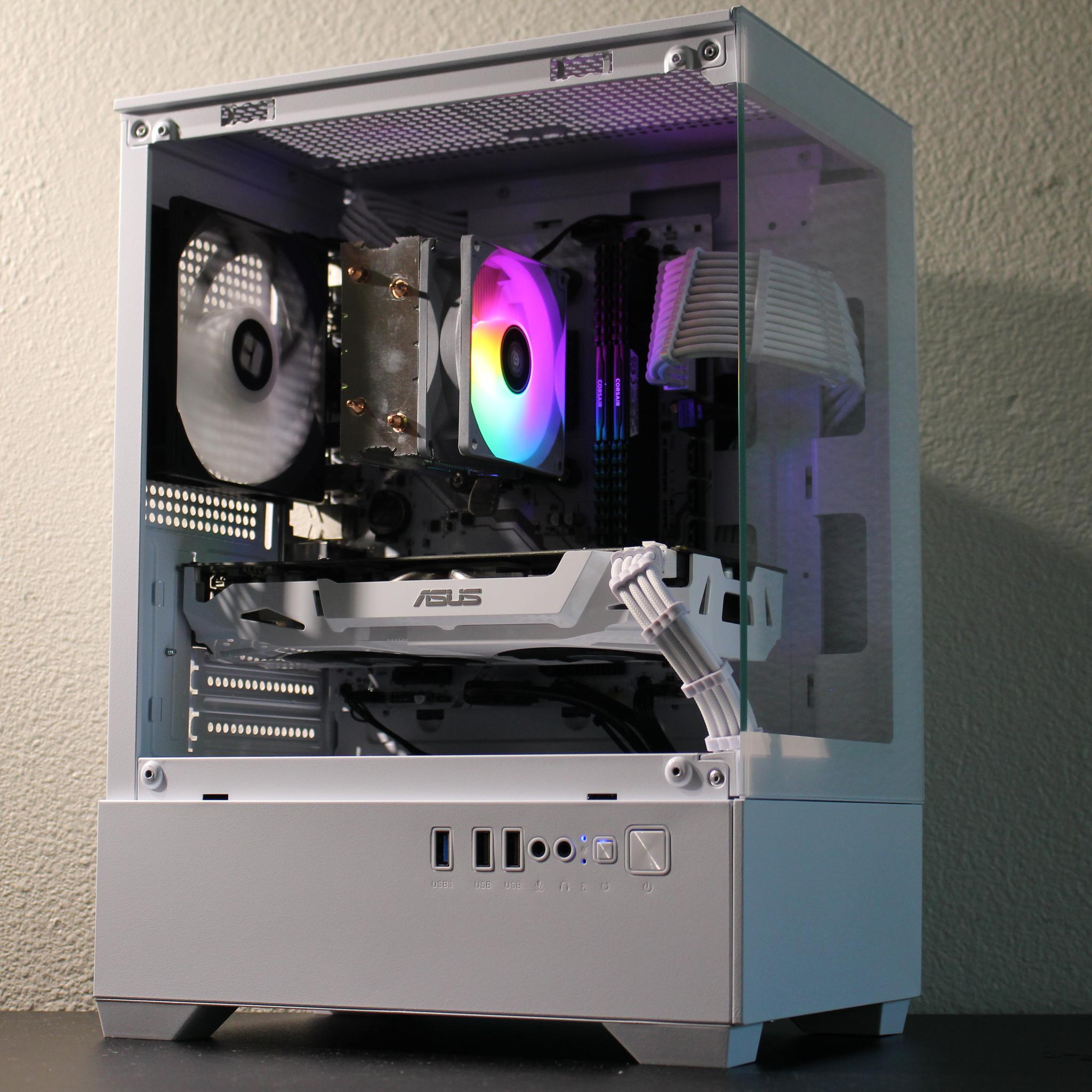 White Gaming PC | Windows 11 Pro | RX480 | R3 3100 | 512GB SSD | 16 GB RAM | WiFi and BLE