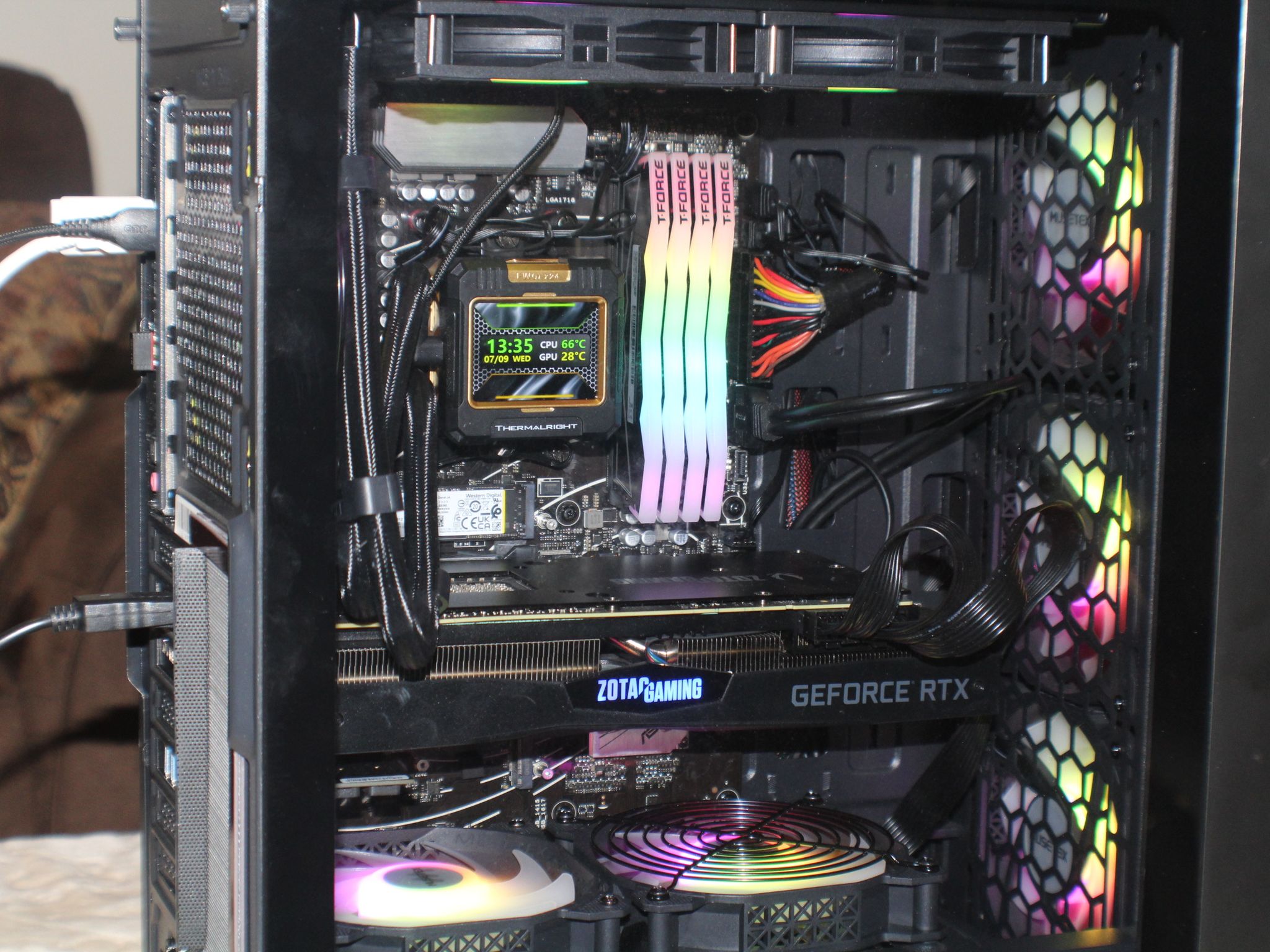 MUSETEX Ryzen 9 7950X / RTX 2080ti