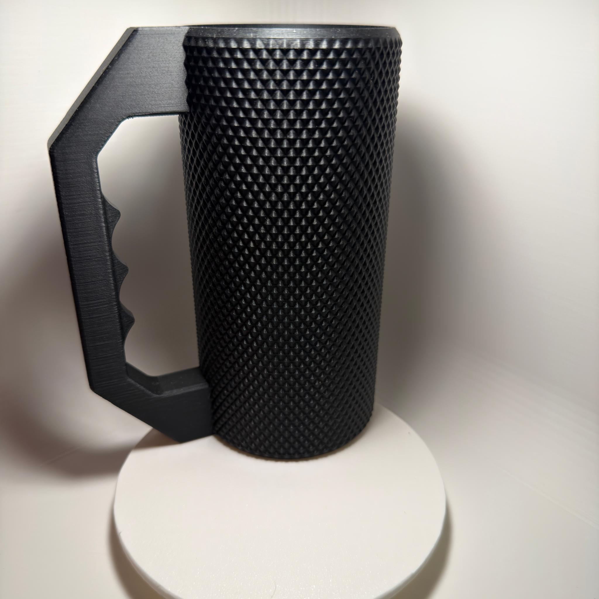 3D Printed 16oz Can Cozy with Ergonomic Handle | Textured Grip Gaming Drink Holder