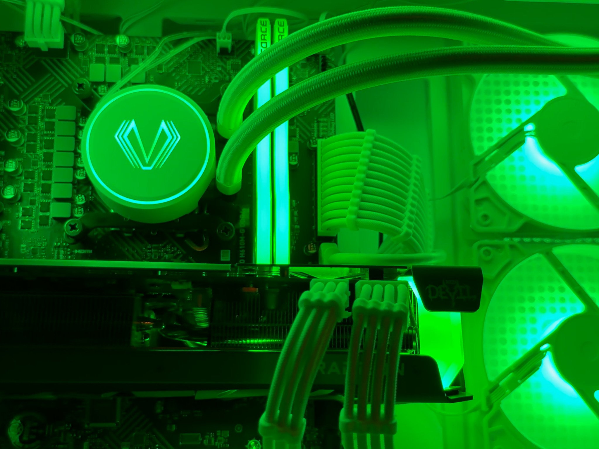🏹 Artemis 🏹 AMD RX 6600 XT / Intel Core i5-12500  / 1TB NVME / 32GB Ram / 360 AIO / W11 Pro