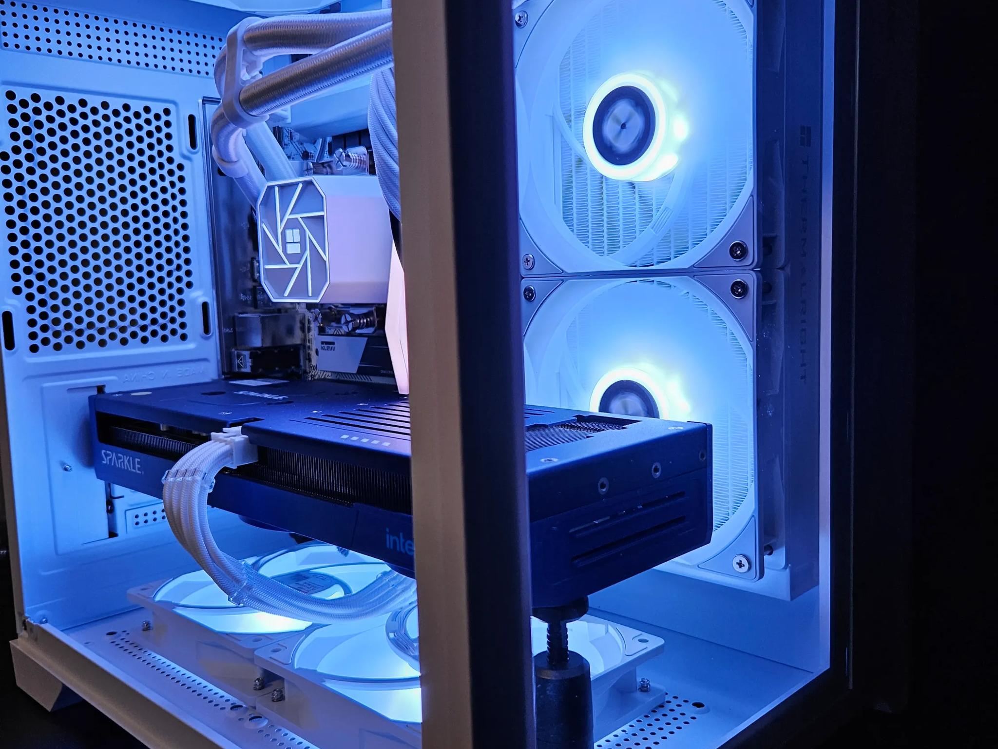 Limited time sale! Blue Team WINS! intel I5 / 35GB DDR5 / 1TB SSD / ARC B580