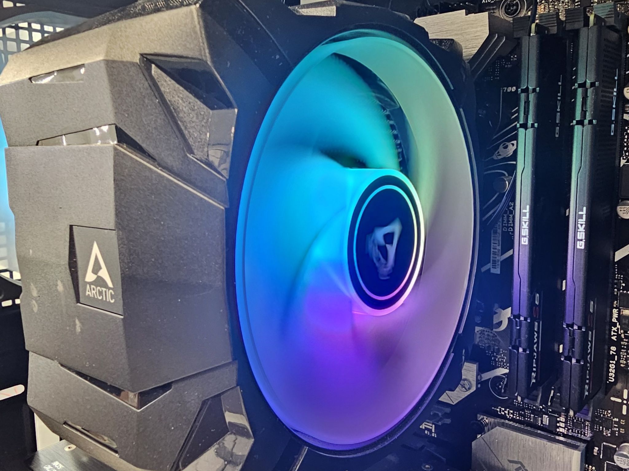 Arctic RGB CPU Air Cooler for Intel LGA1700