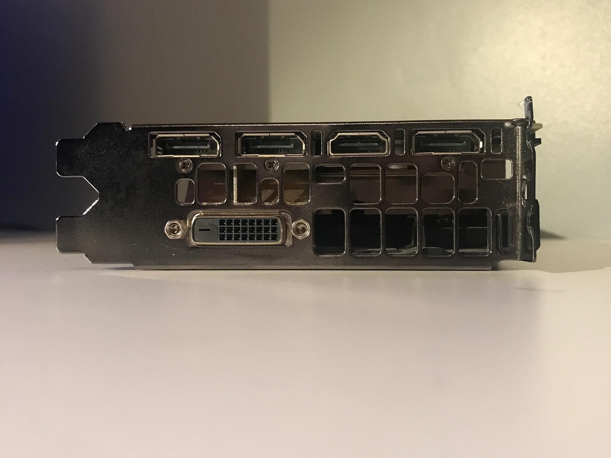 EVGA GTX 1070 8GB CARD WITH ORIGINAL BOX