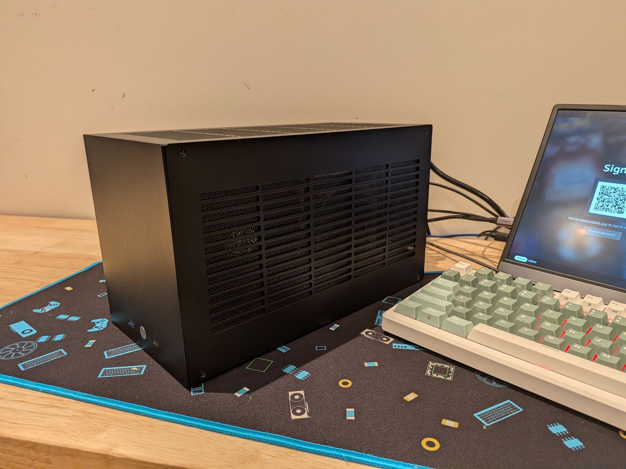 1440p Wanderer - RX 7800 XT, Ryzen 5 7500X3D, 32 GB DDR5 RAM, 2TB NVMe SSD, Noctua