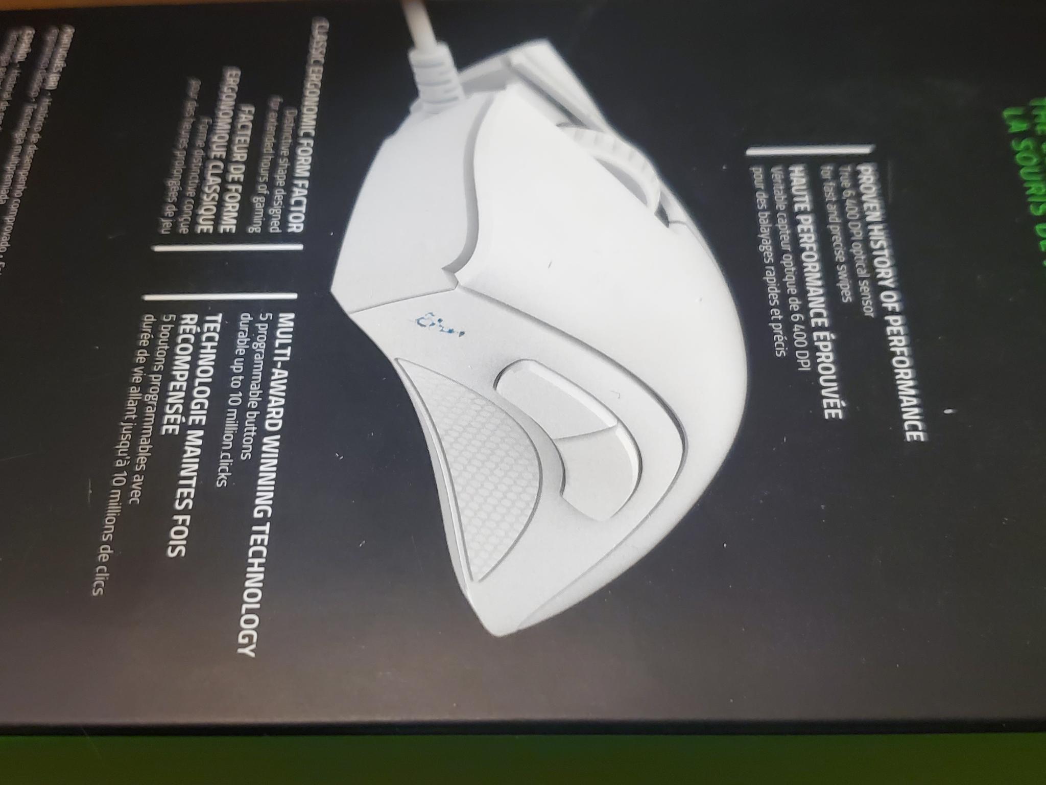 RAZER DEATHADDER ESSENTIAL WHITE EDITION