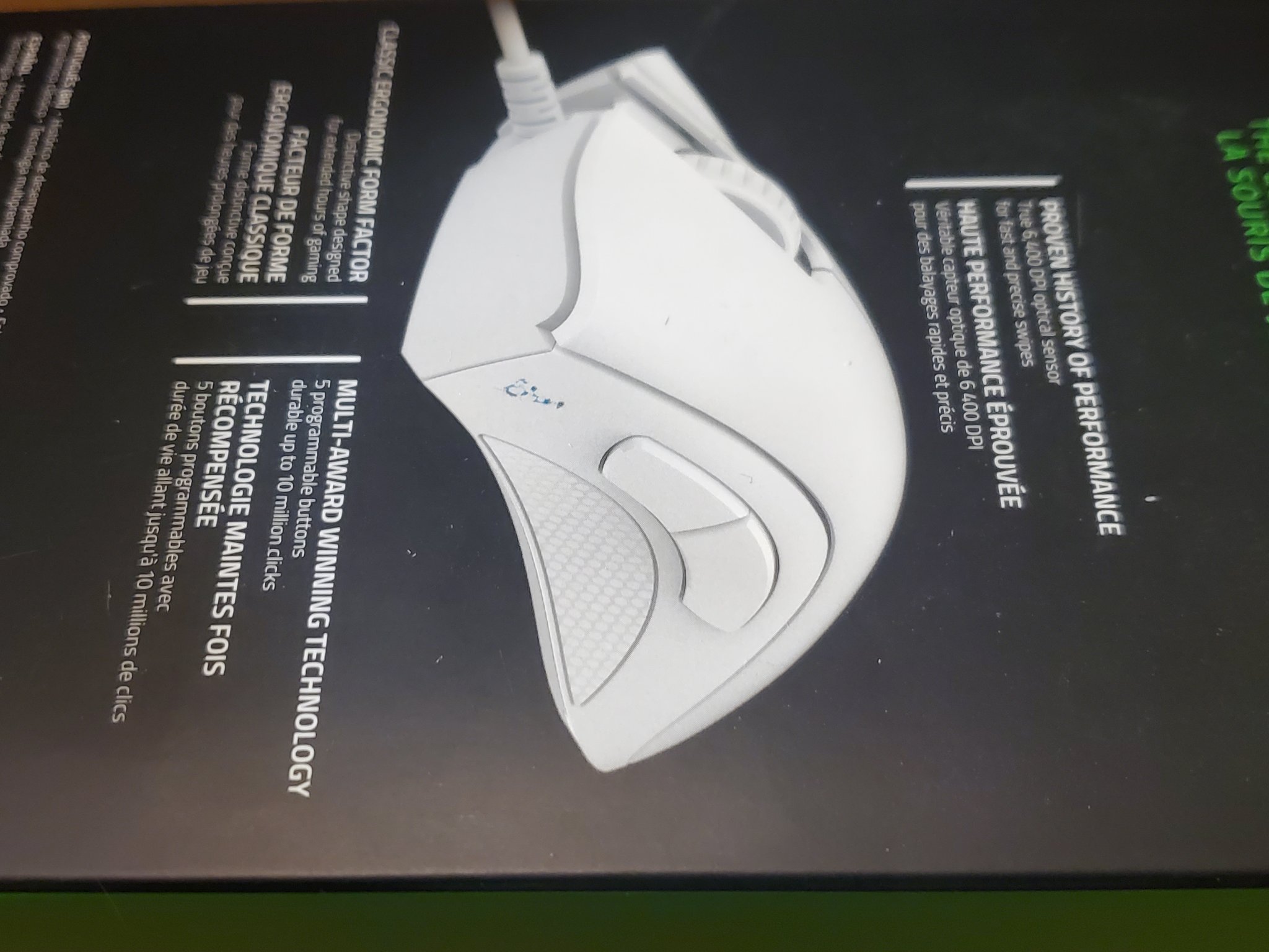 RAZER DEATHADDER ESSENTIAL WHITE EDITION