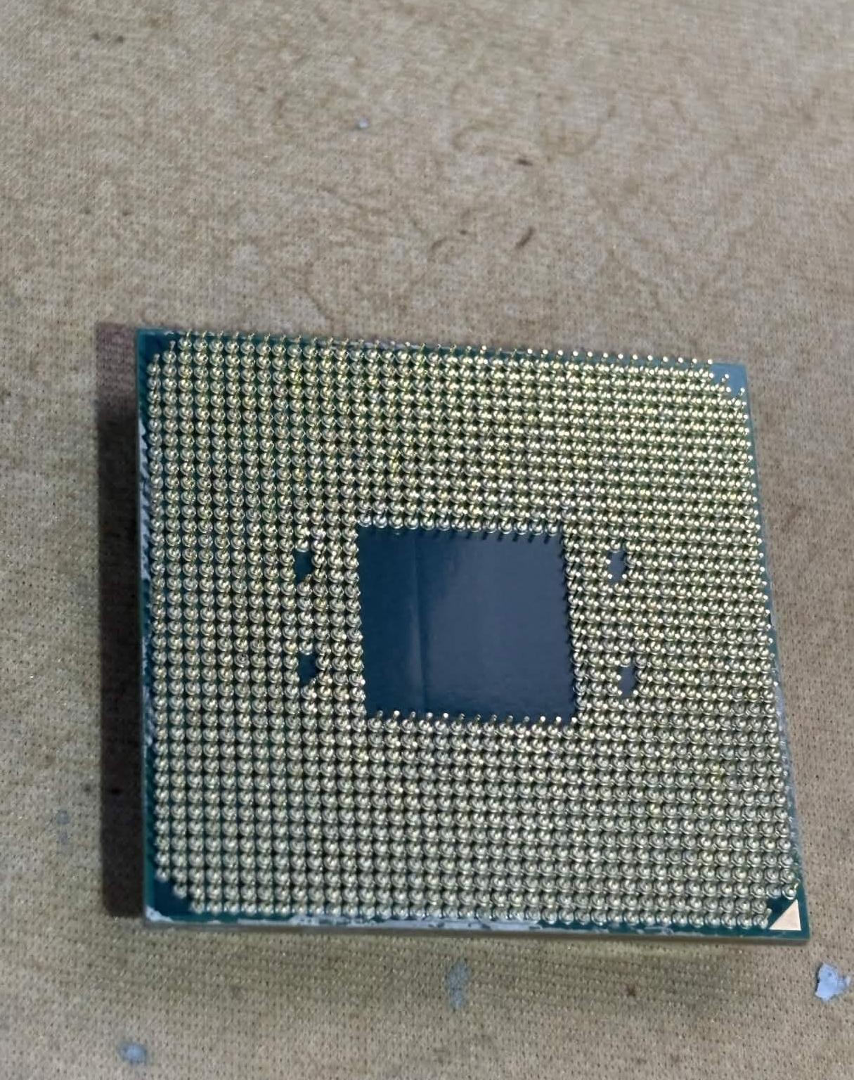 AMD Ryzen 7 3700X
