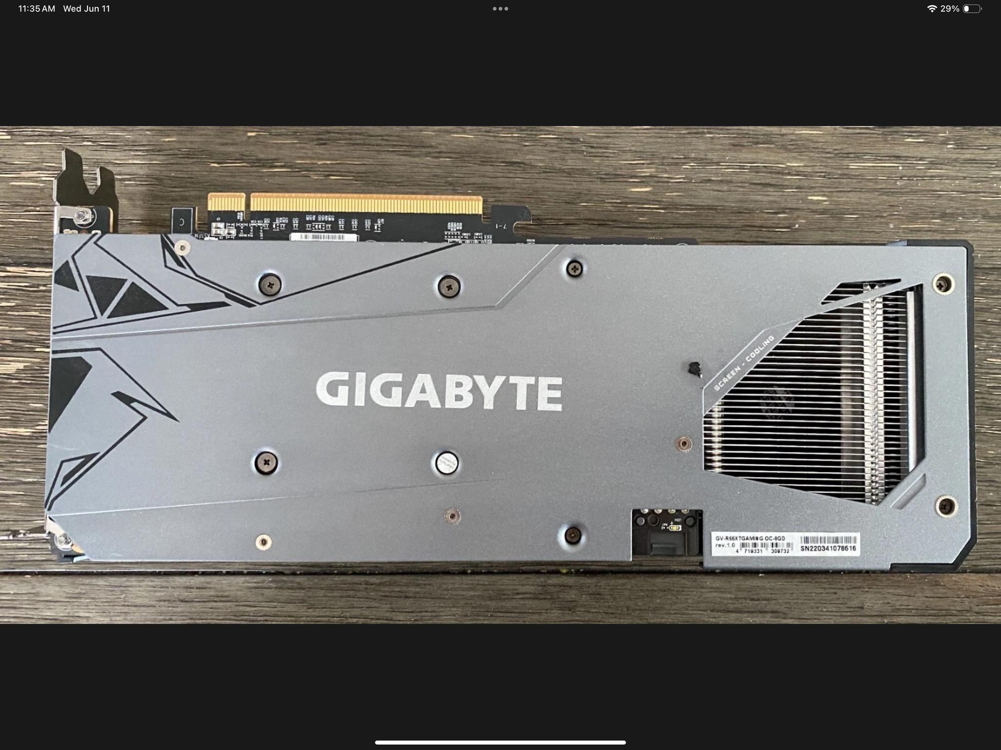Gigabyte Radeon RX 6600 XT OC 8GB GPU