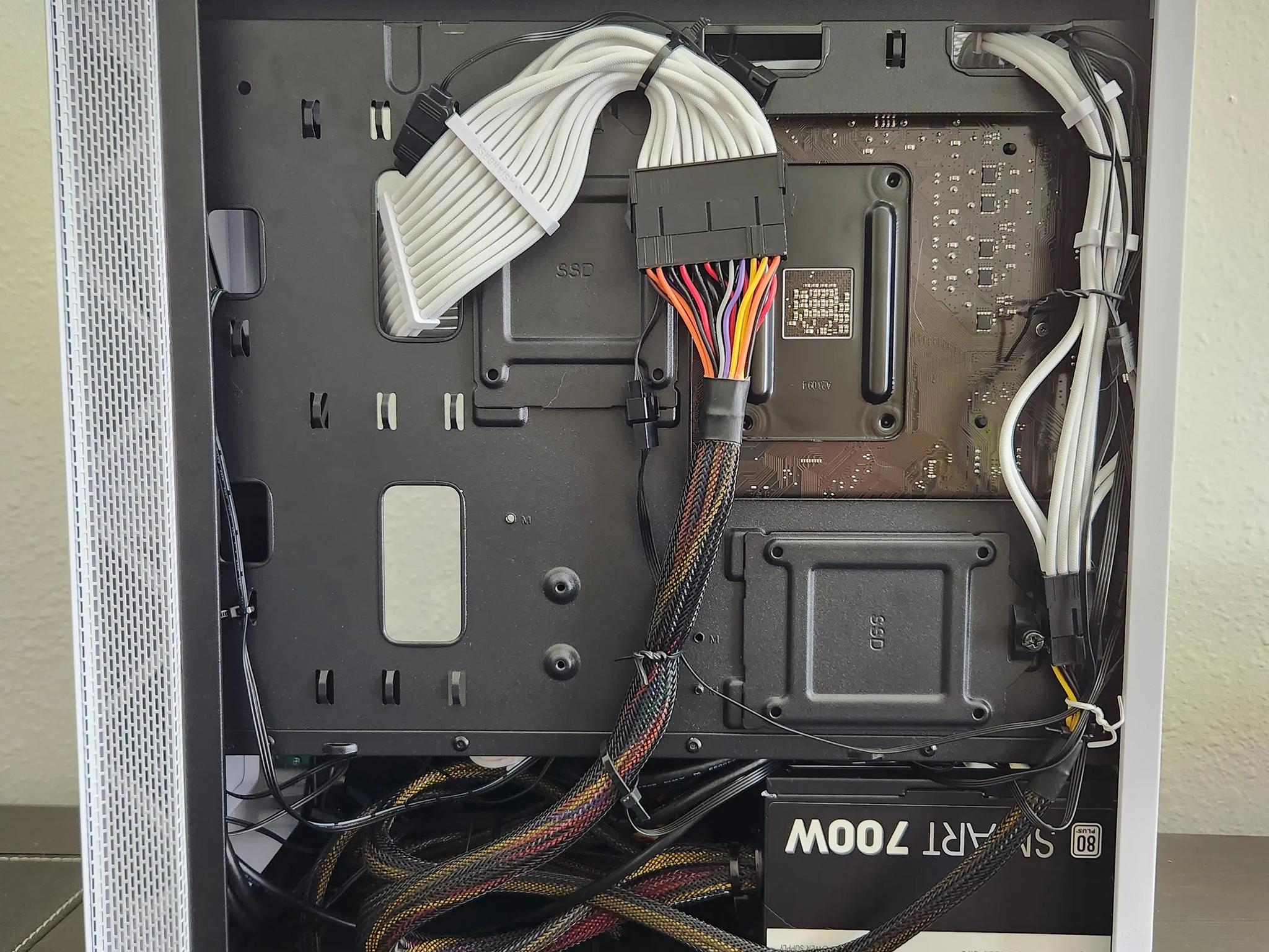 Great budget gaming PC! Ryzen 5 5500, GTX 1660S, 16 GB Ram, 1 TB SSD. Highly upgradable!