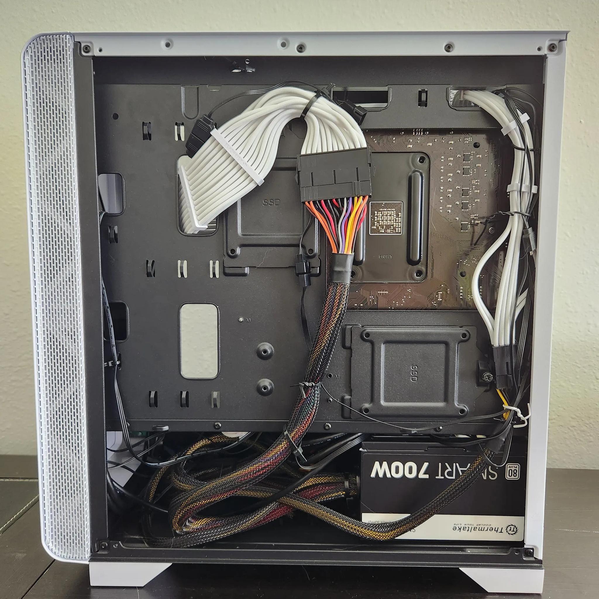 Great budget gaming PC! Ryzen 5 5500, GTX 1660S, 16 GB Ram, 1 TB SSD. Highly upgradable!