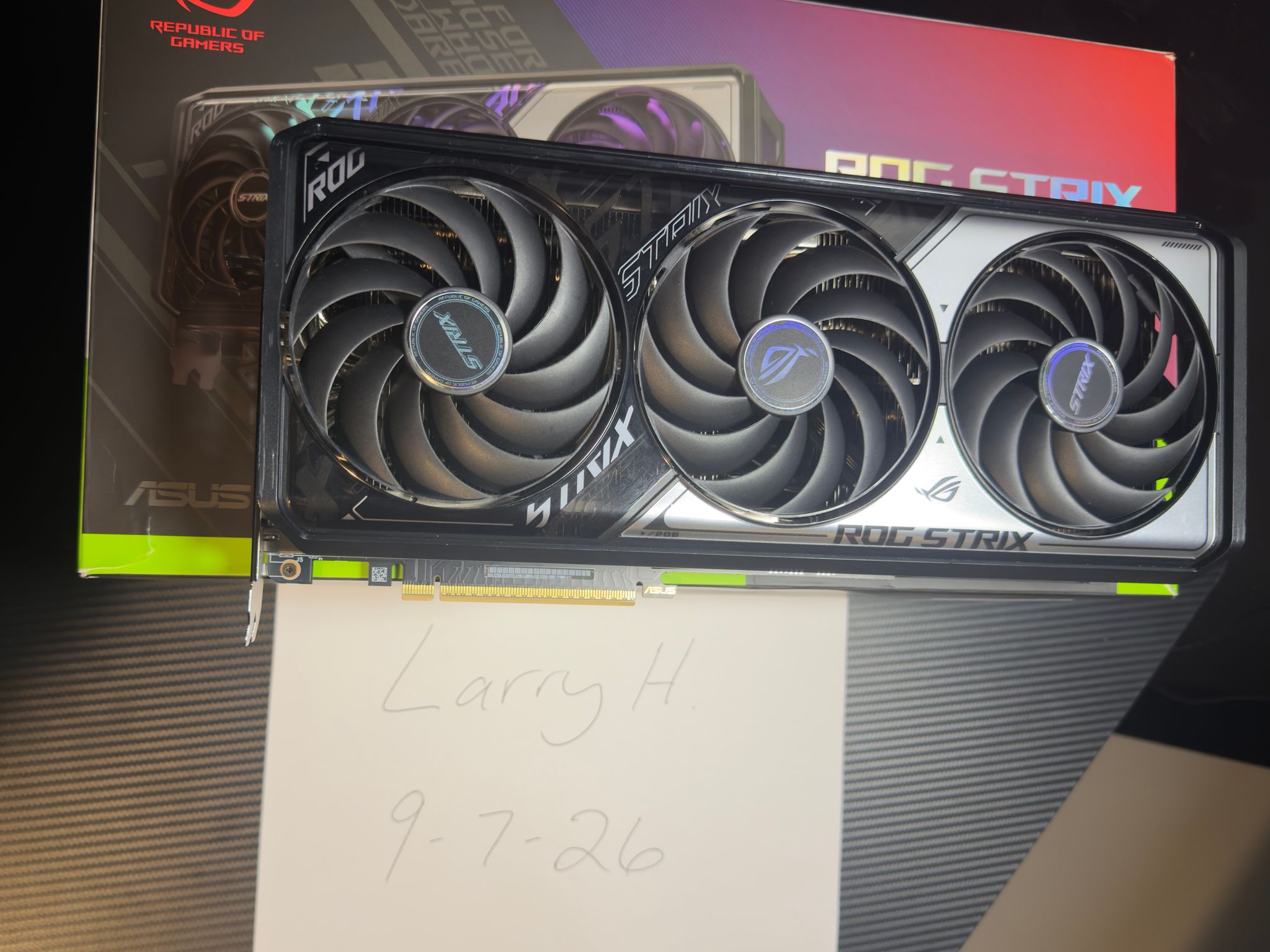 ASUS ROG Strix GeForce RTX 5070 Ti 16GB OC