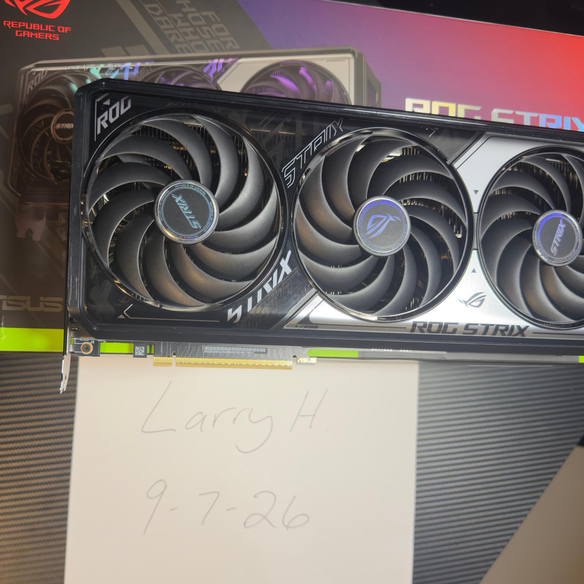 ASUS ROG Strix GeForce RTX 5070 Ti 16GB OC