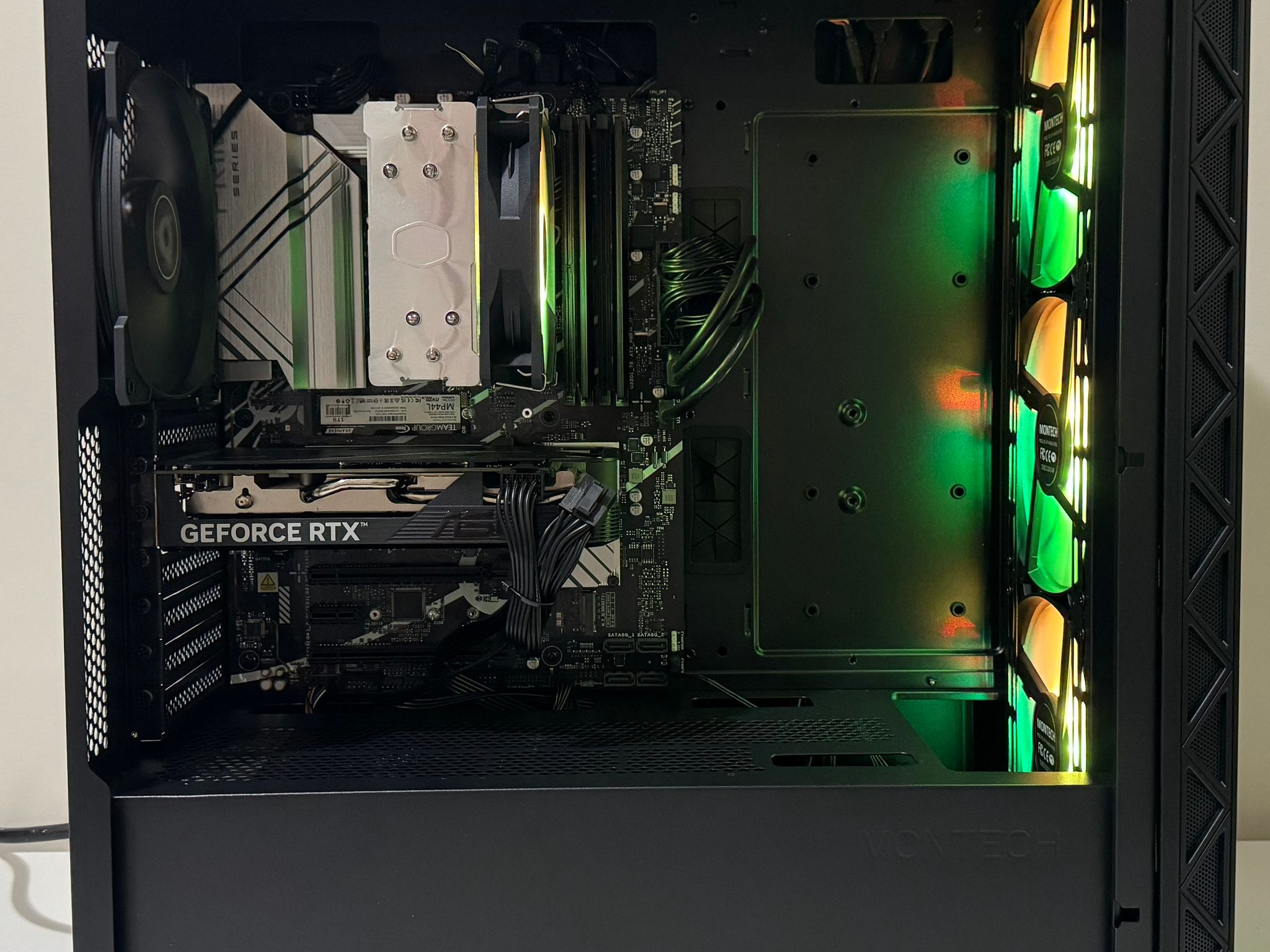 Intel Core i5 14400F GeForce RTX 4060 ASUS Z790 Gaming WIFI7 1TB SSD 32GB DDR5 Montech AIR 903 Case
