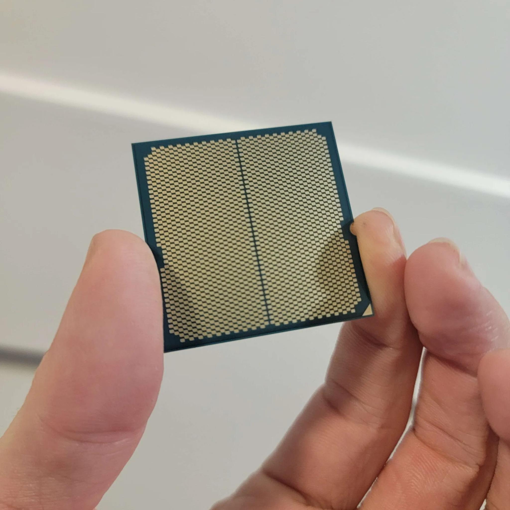 AMD Ryzen 9 7950X 16-Core, 32-Thread