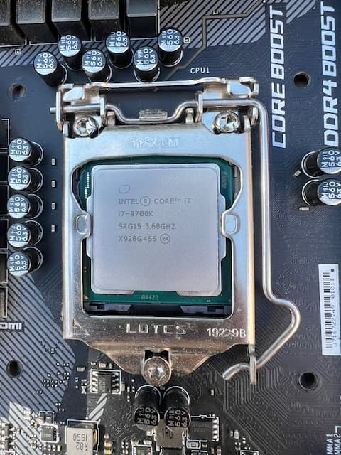 Intel Core I7-9700K Coffee Lake 8-Core 3.6 Ghz (4.9 Ghz Turbo) LGA 1151  Desktop Processor CPU