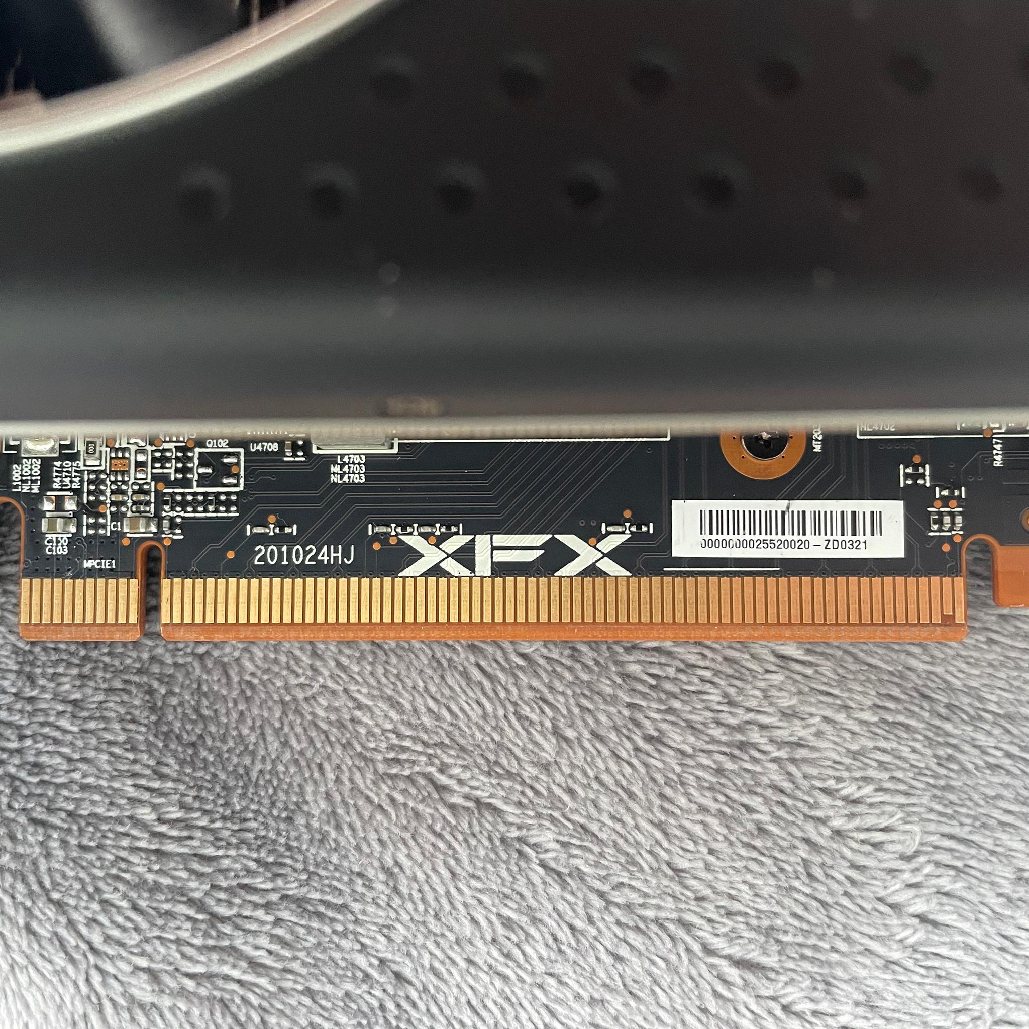 XFX QICK 319 6700XT