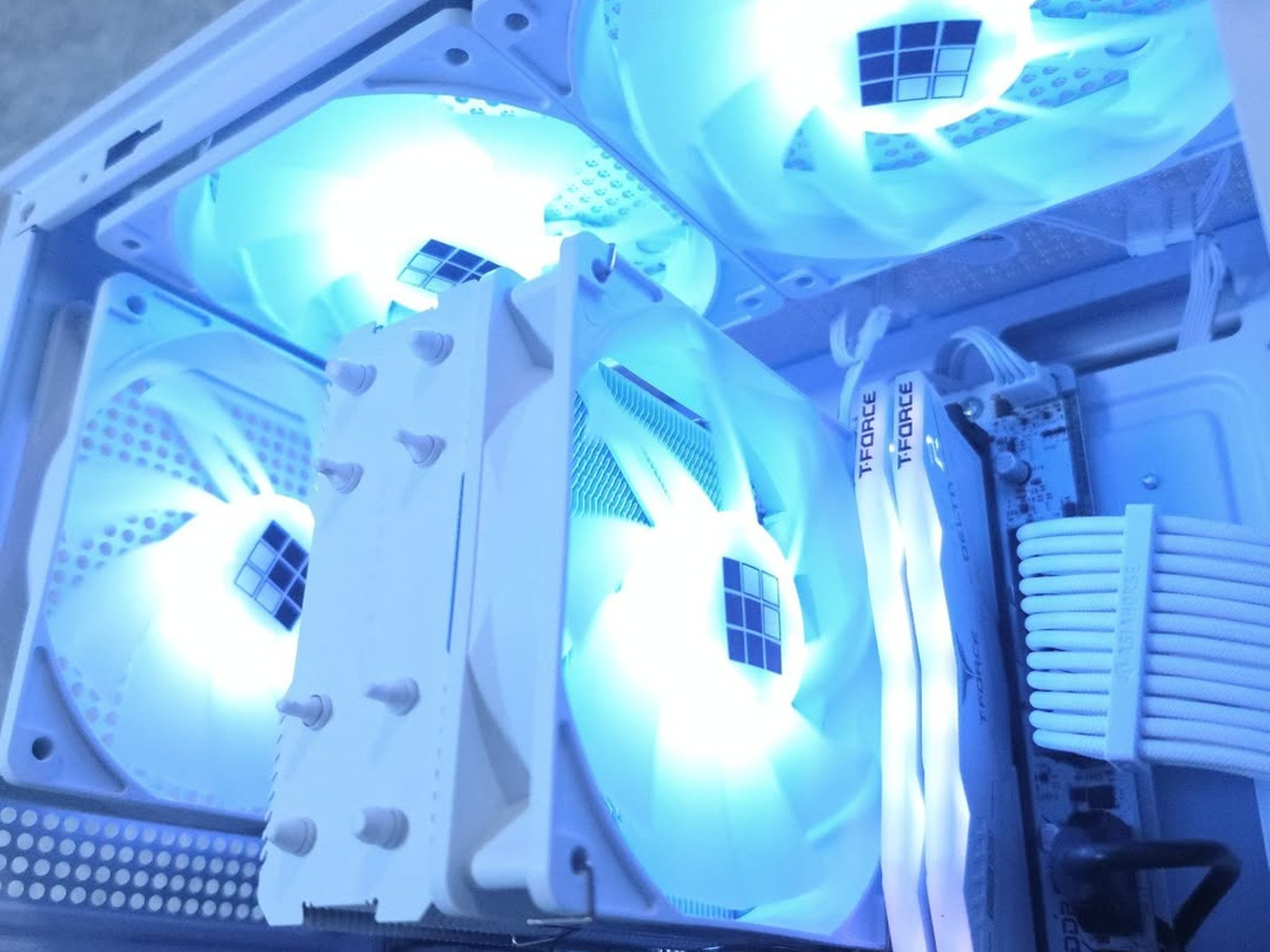 🤍 RTX 3060 | Core i5 12400F  | 1080p Gaming Computer