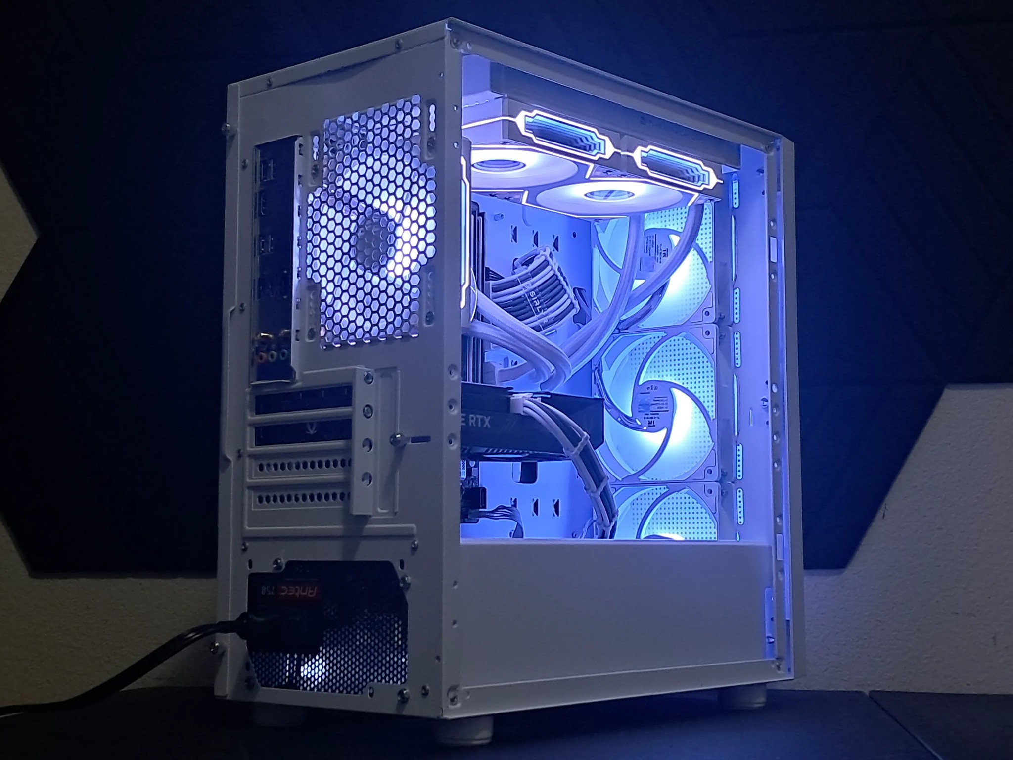 ❄️Icy Blue❄️RTX 5060 Ti 16GB | Core i5-14600K | 32GB DDR4 | 1TB SSD | Gaming/Streaming