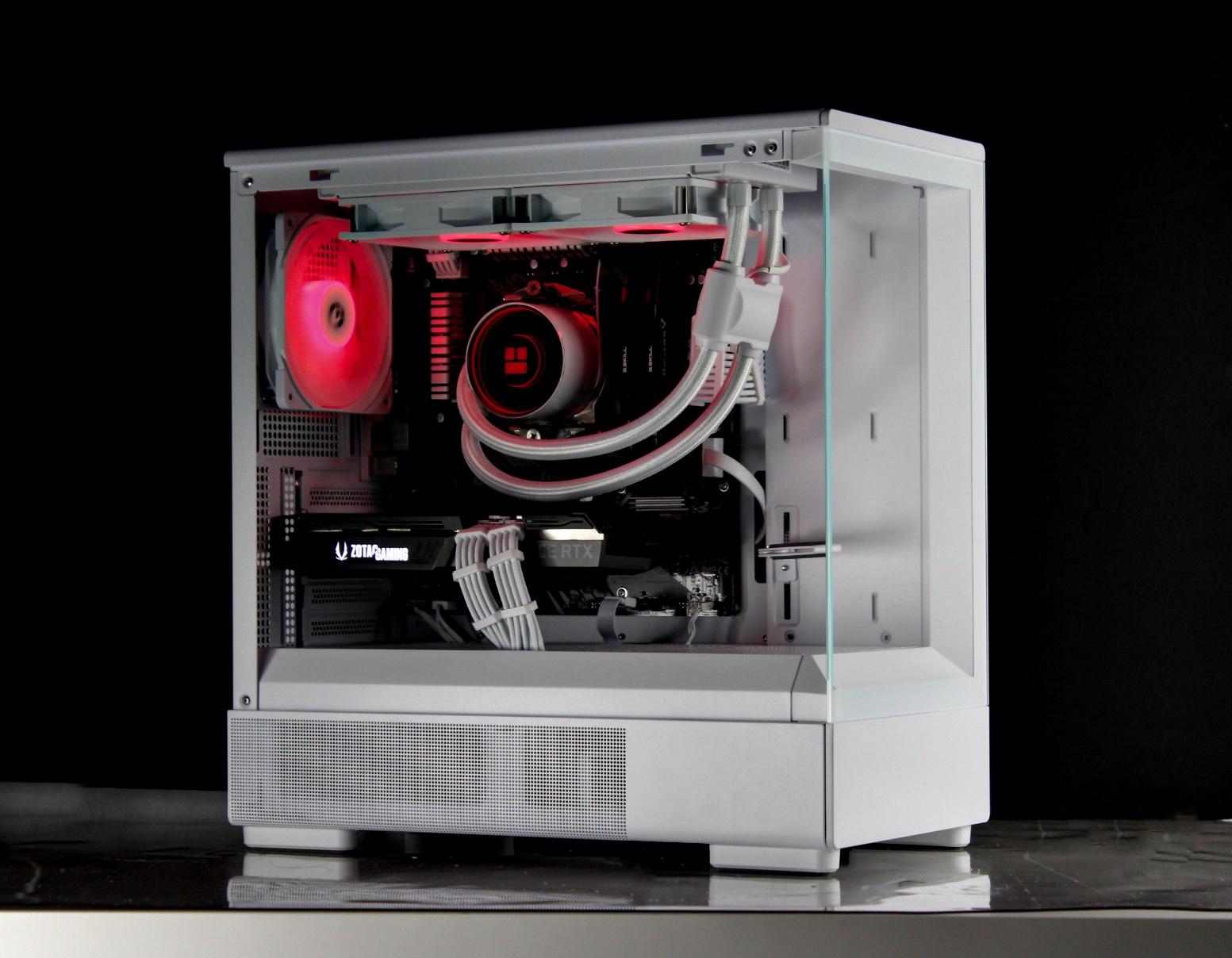 White Gaming PC – RTX 3070, Ryzen 7 3700X, 32GB, 1TB SSD - RGB, WiFi, BlueTooth