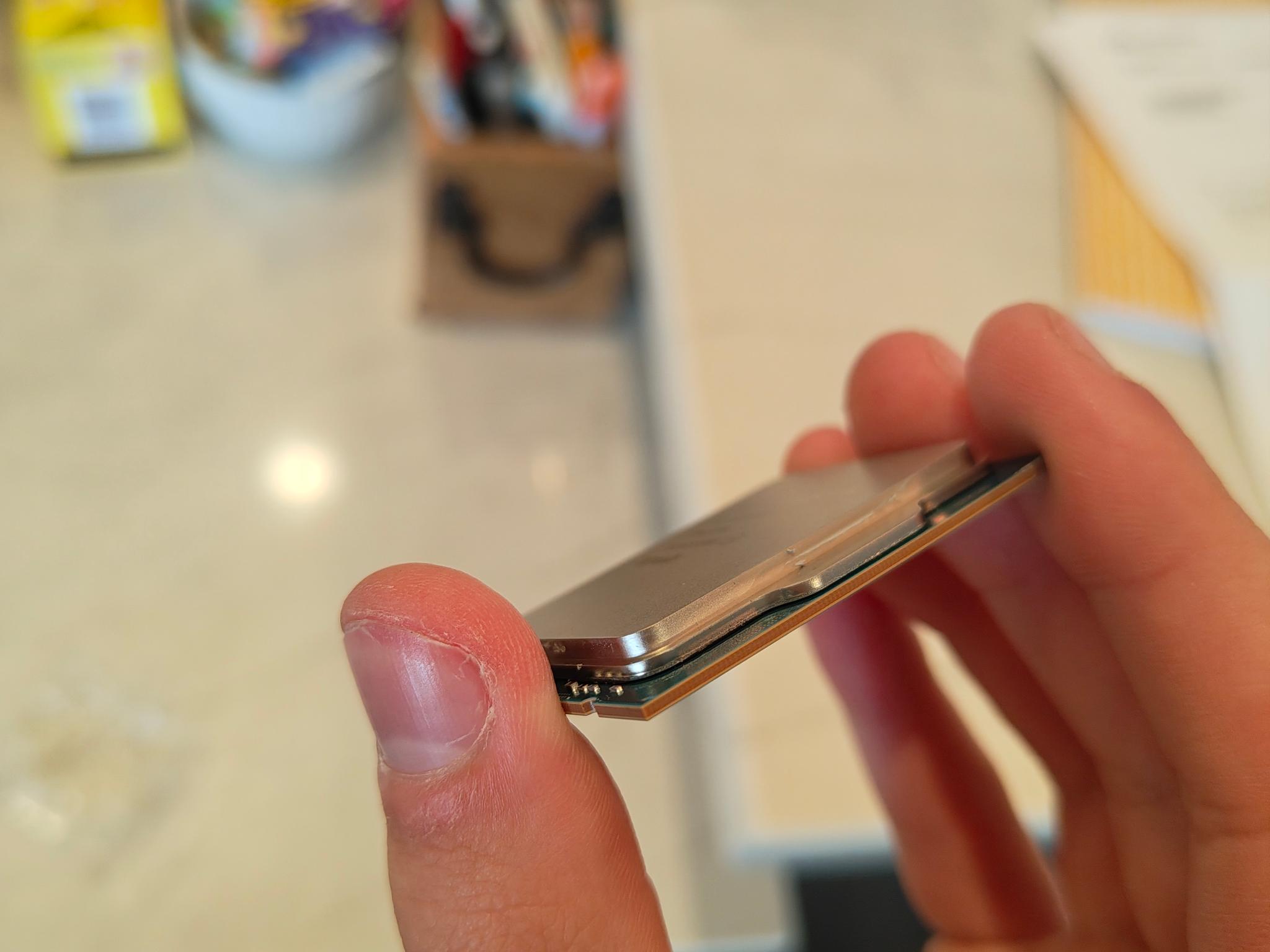 Intel Core i5-12400F (6 Cores, 12 Threads, 4.4Ghz Turbo)