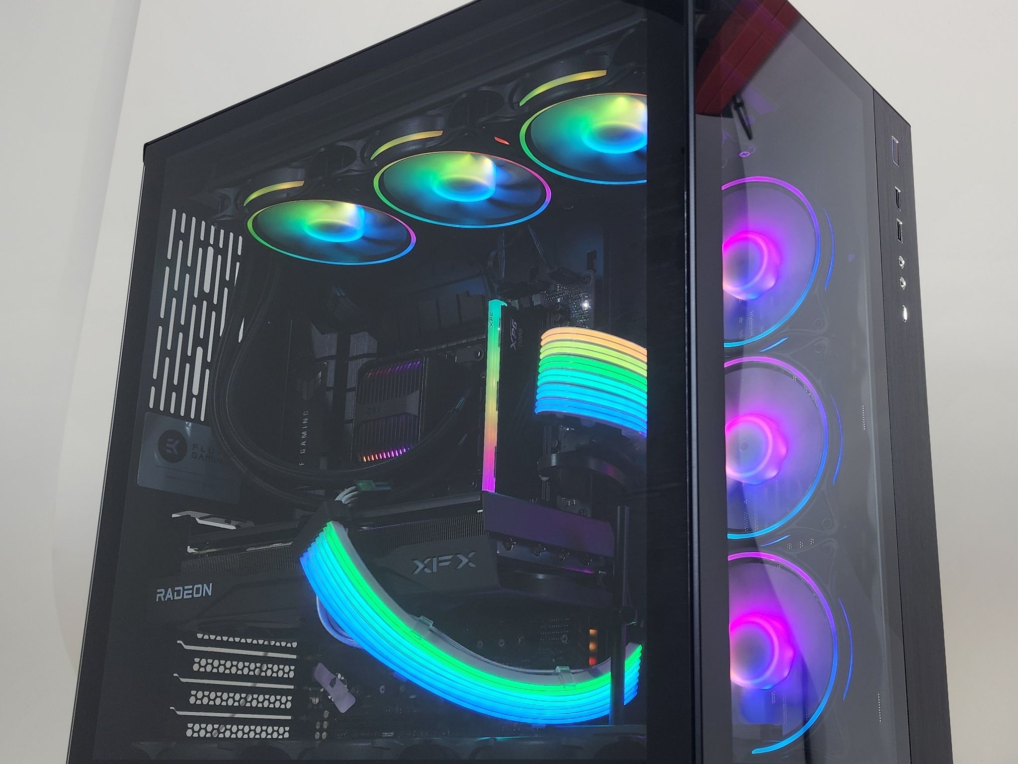 Gaming PC Ryzen 9 7950X 16GB RAM 1TB SSD RX 9060 XT 16GB Windows 11 Computer