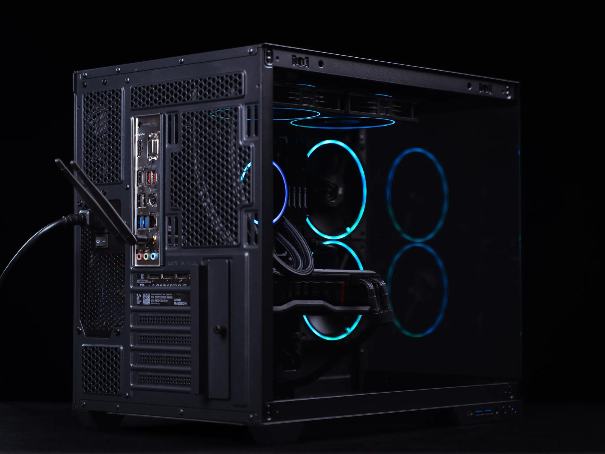 “Chrysochroa 2f” RX 7800 XT Ryzen 7 32GB Windows 11 2TB Gaming PC Powerhouse