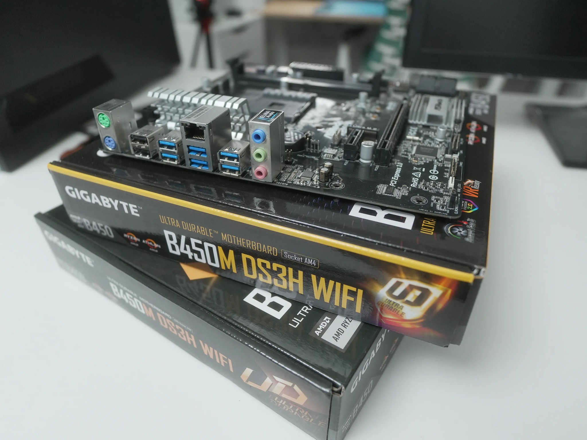 3 AM4 motherboards (as is)