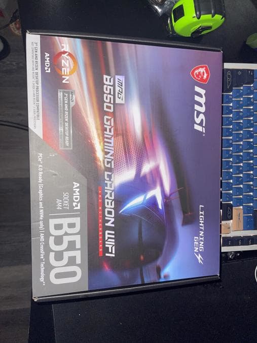MSI B550 Gaming Carbon WIFI
