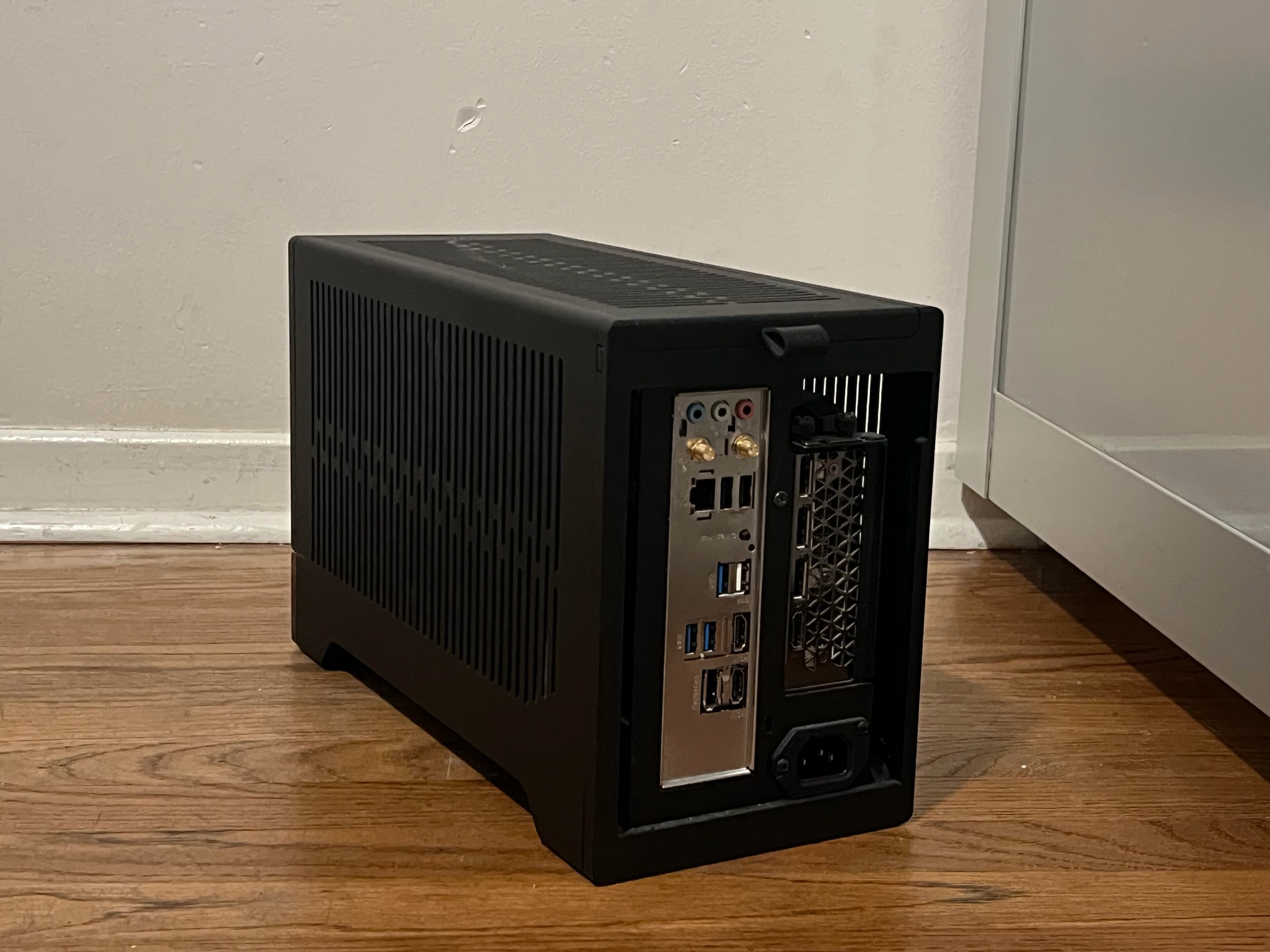 ITX 1080p Gaming|RTX 3060 |Ryzen 5 5600x|32gb RAM, 1TB SSD