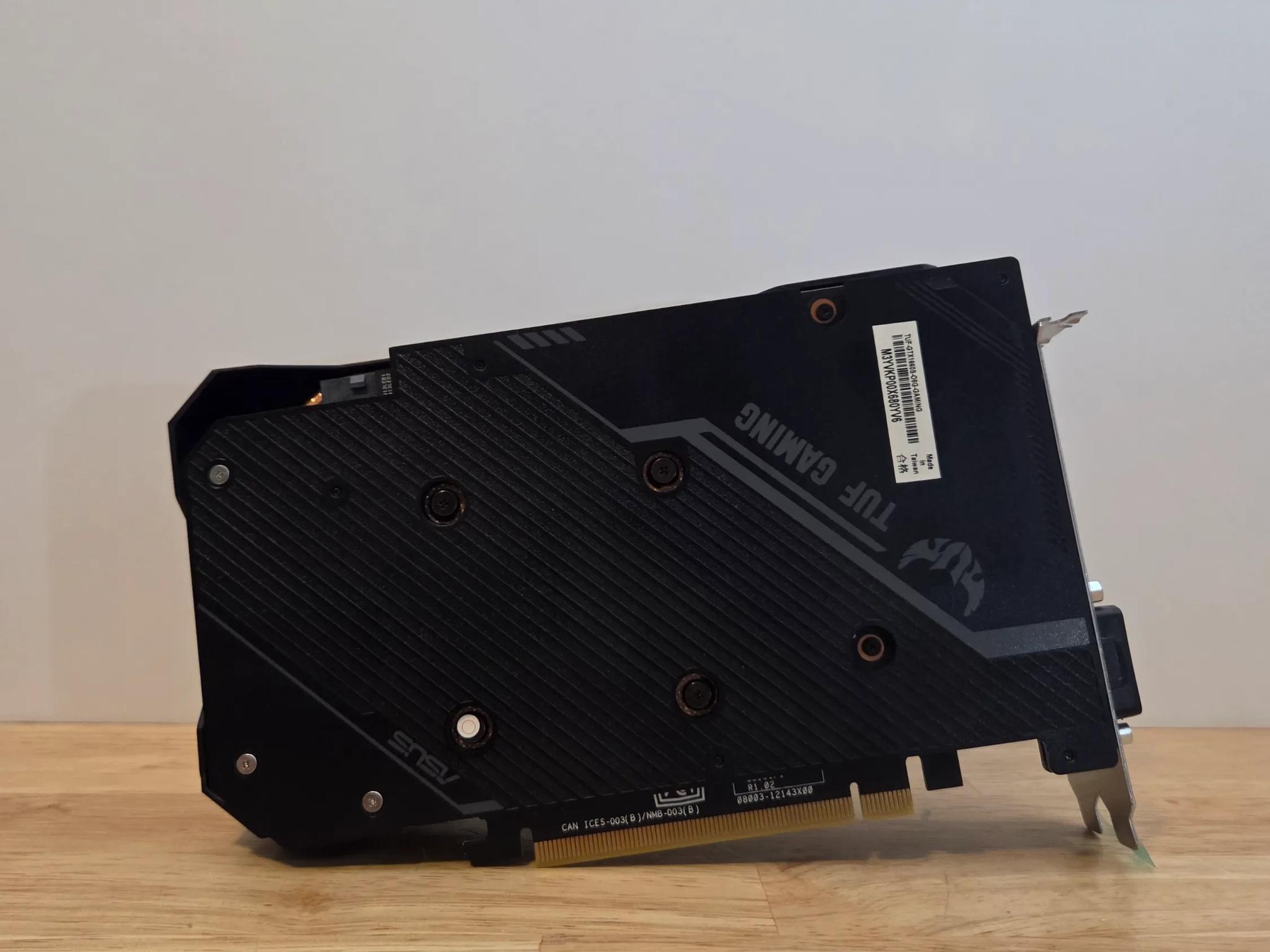 Asus TUF - 1660 super 6gb