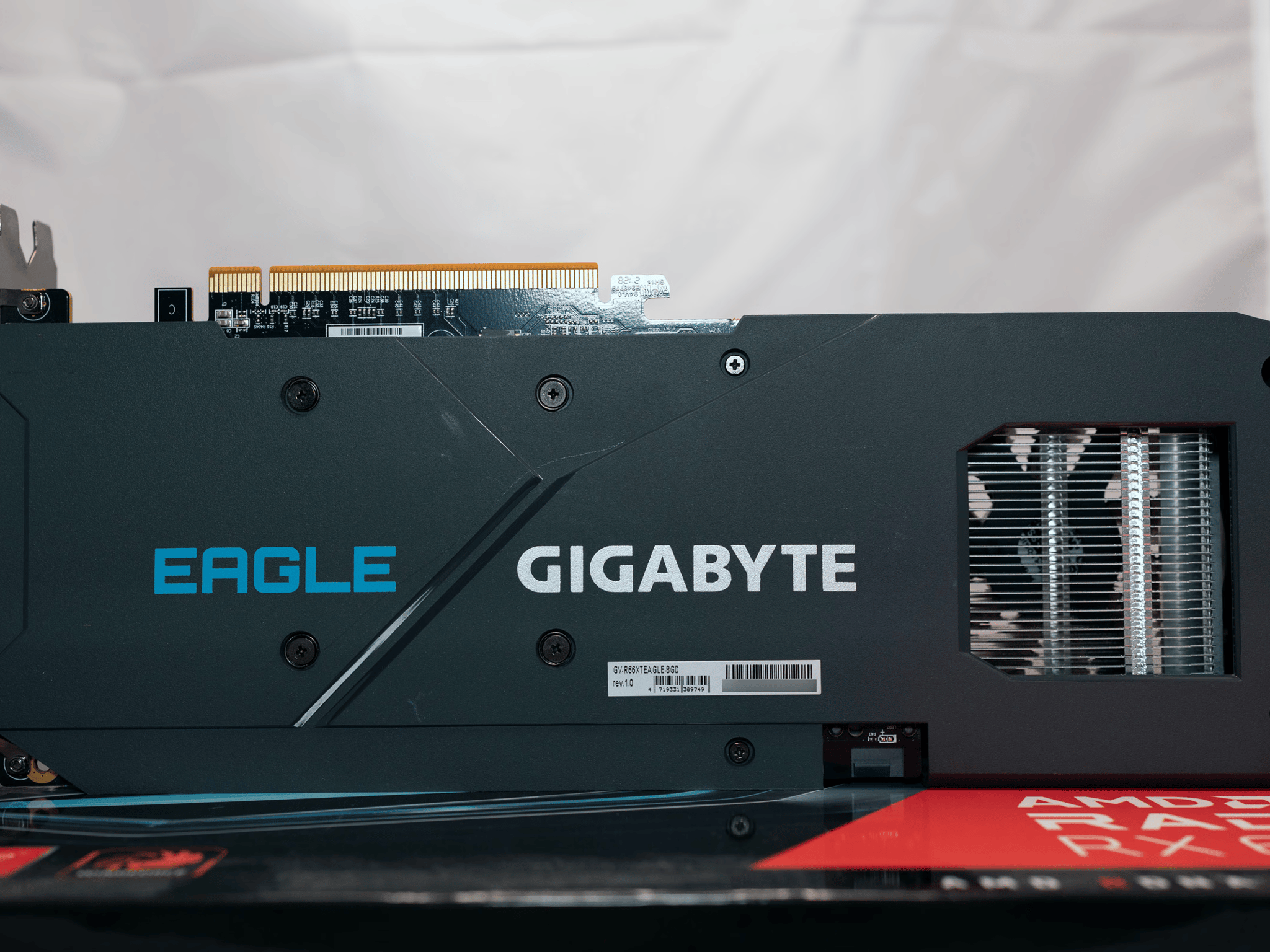 GIGABYTE Radeon RX 6600 XT EAGLE 8G Graphics Card