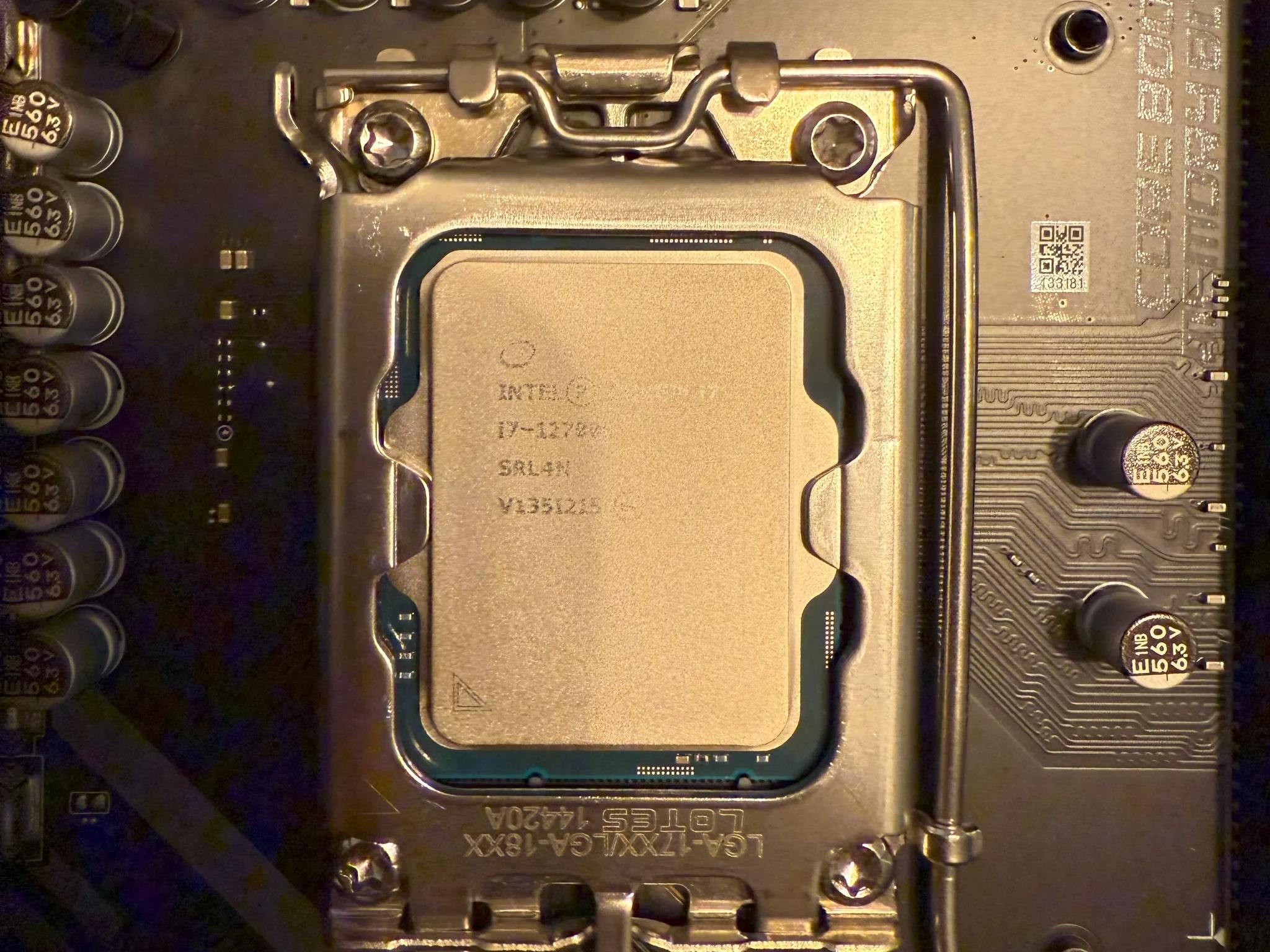 I7 - 12700K