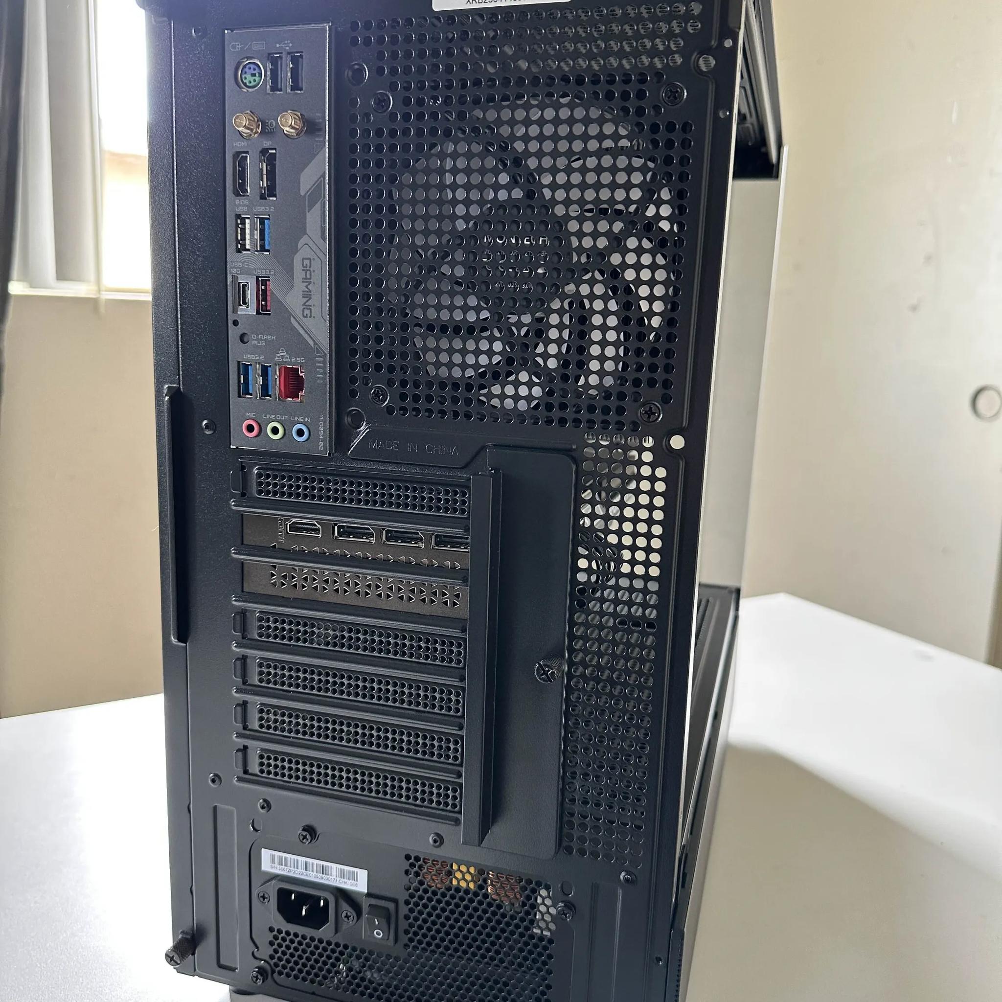Ryzen 7 7700x | 5060 Ti 16gb | 32GB DDR5 - Gaming PC