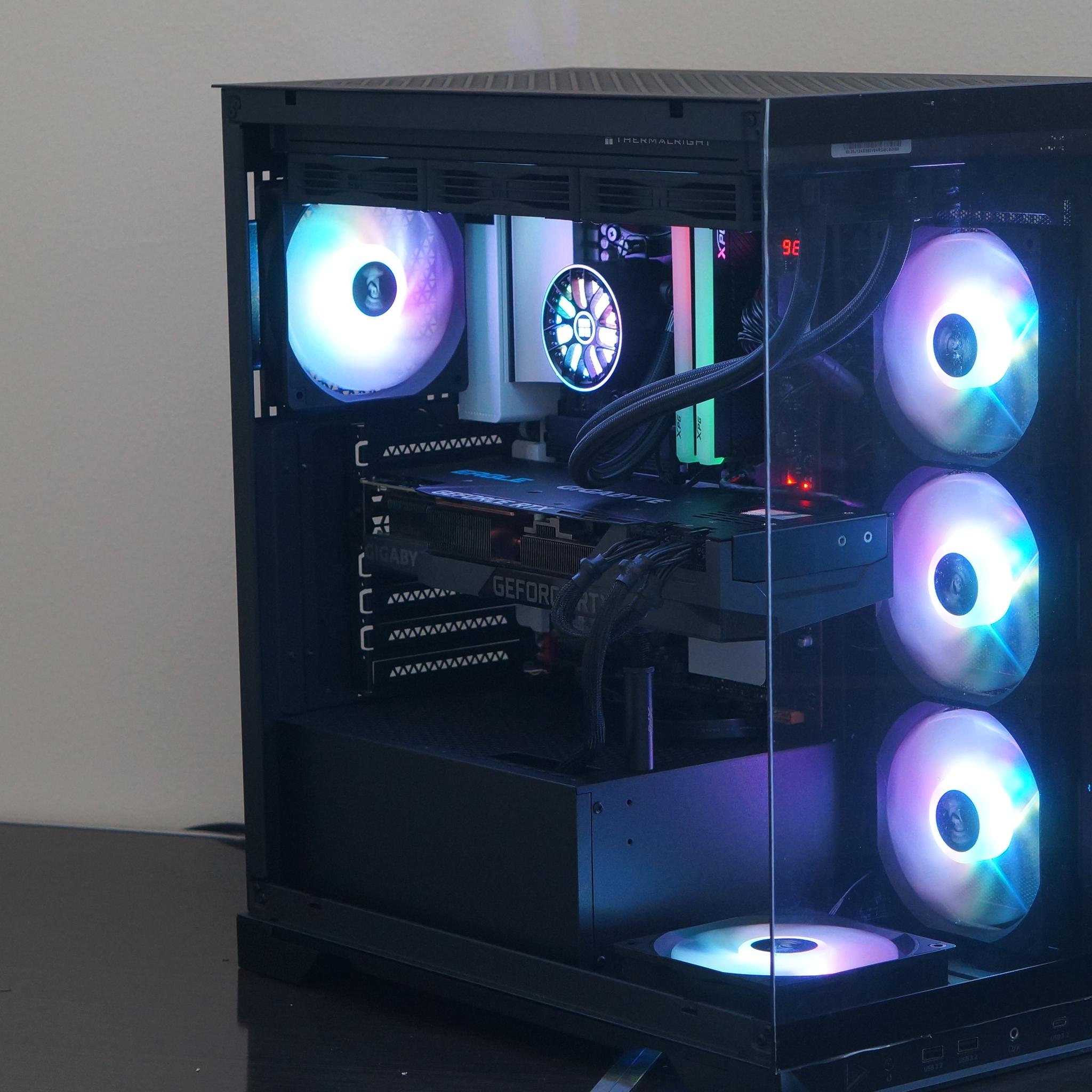 RTX 3080 + Ryzen 7 5800X | 32 GB | 1 TB