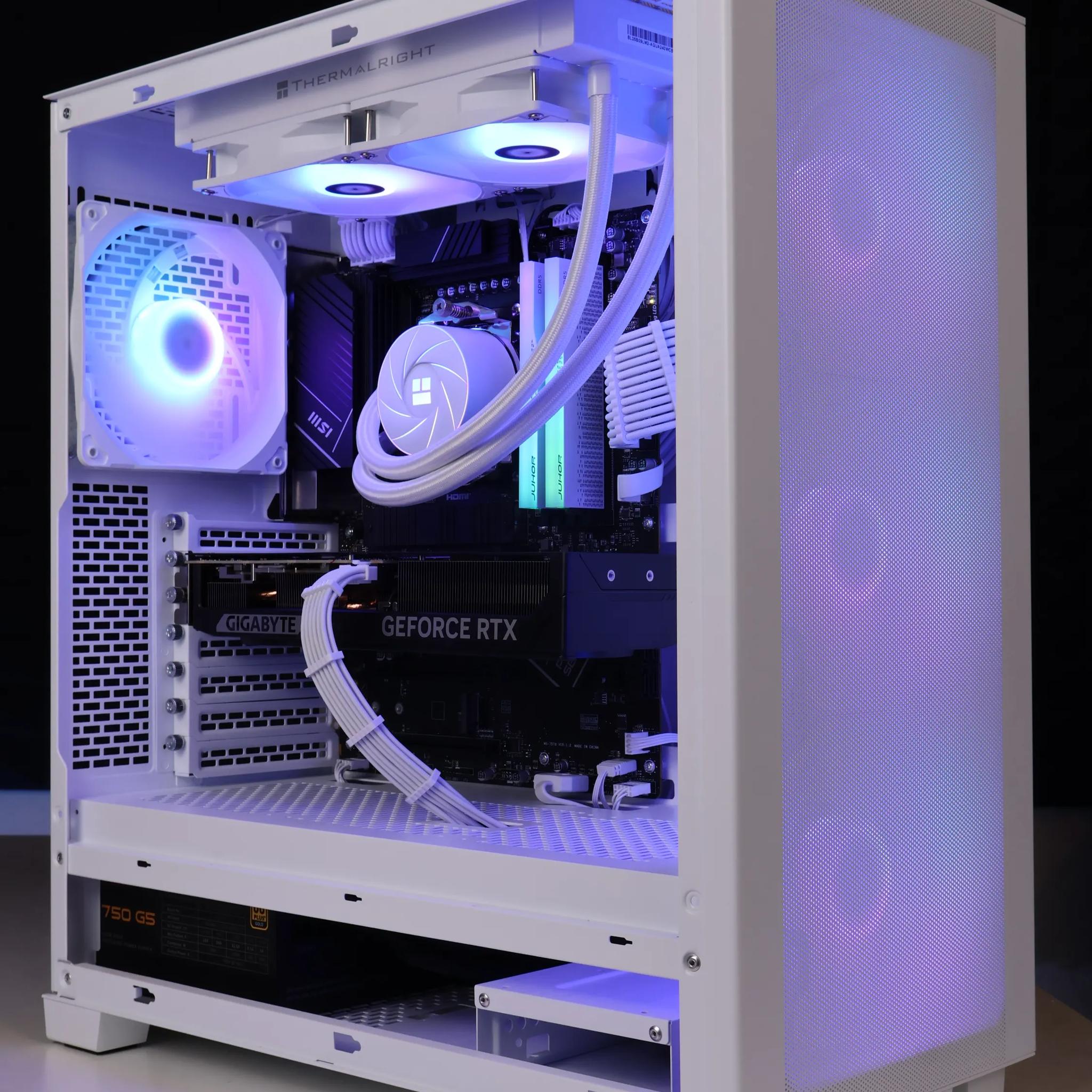 ⚪ Ryzen 7 7700X/RTX 5070 12GB Gaming/Streaming PC ⚪