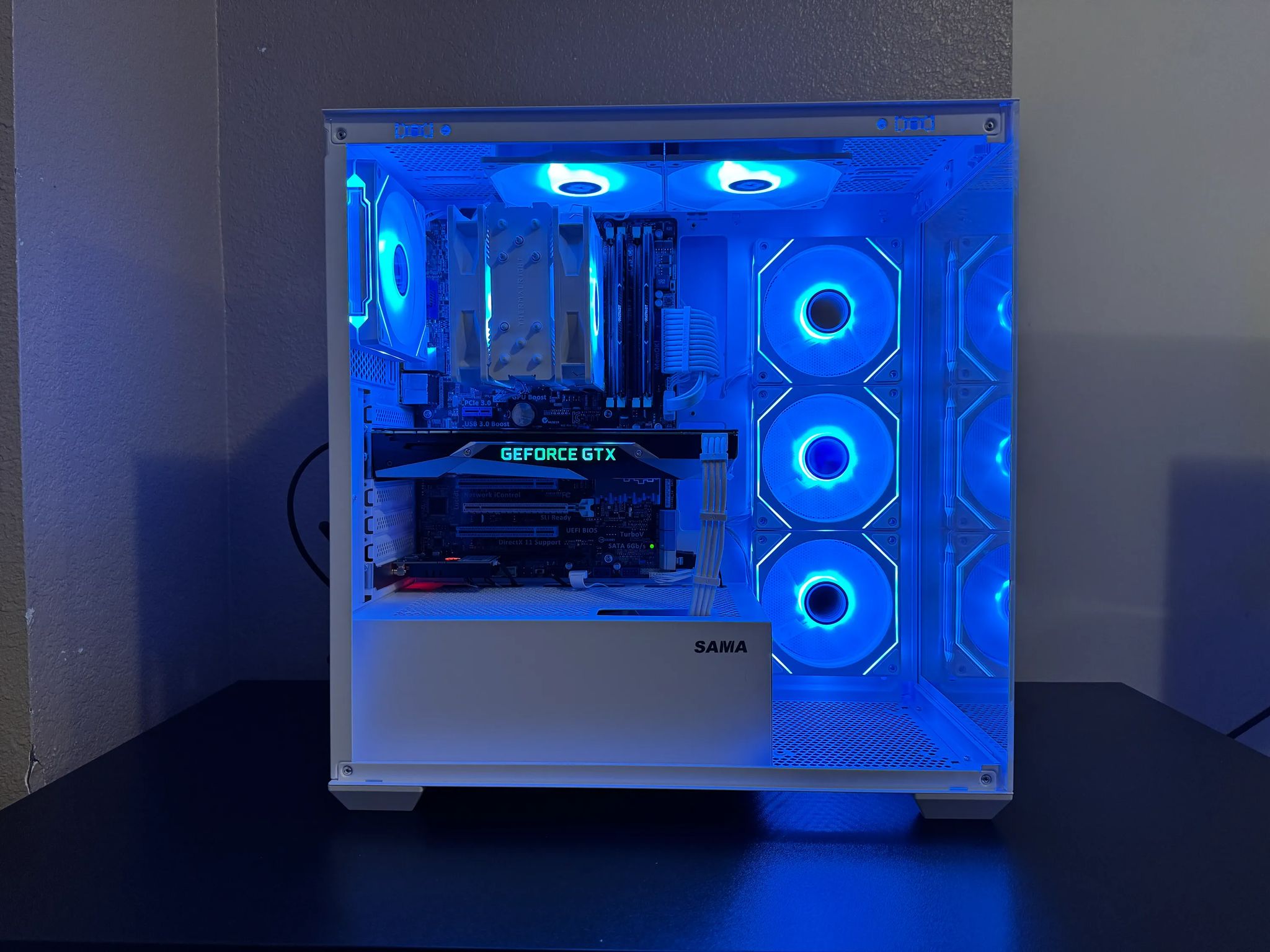 i7 3770K | GTX 1070 8GB | 16GB RAM | 1.5TB Storage | WiFi & Bluetooth